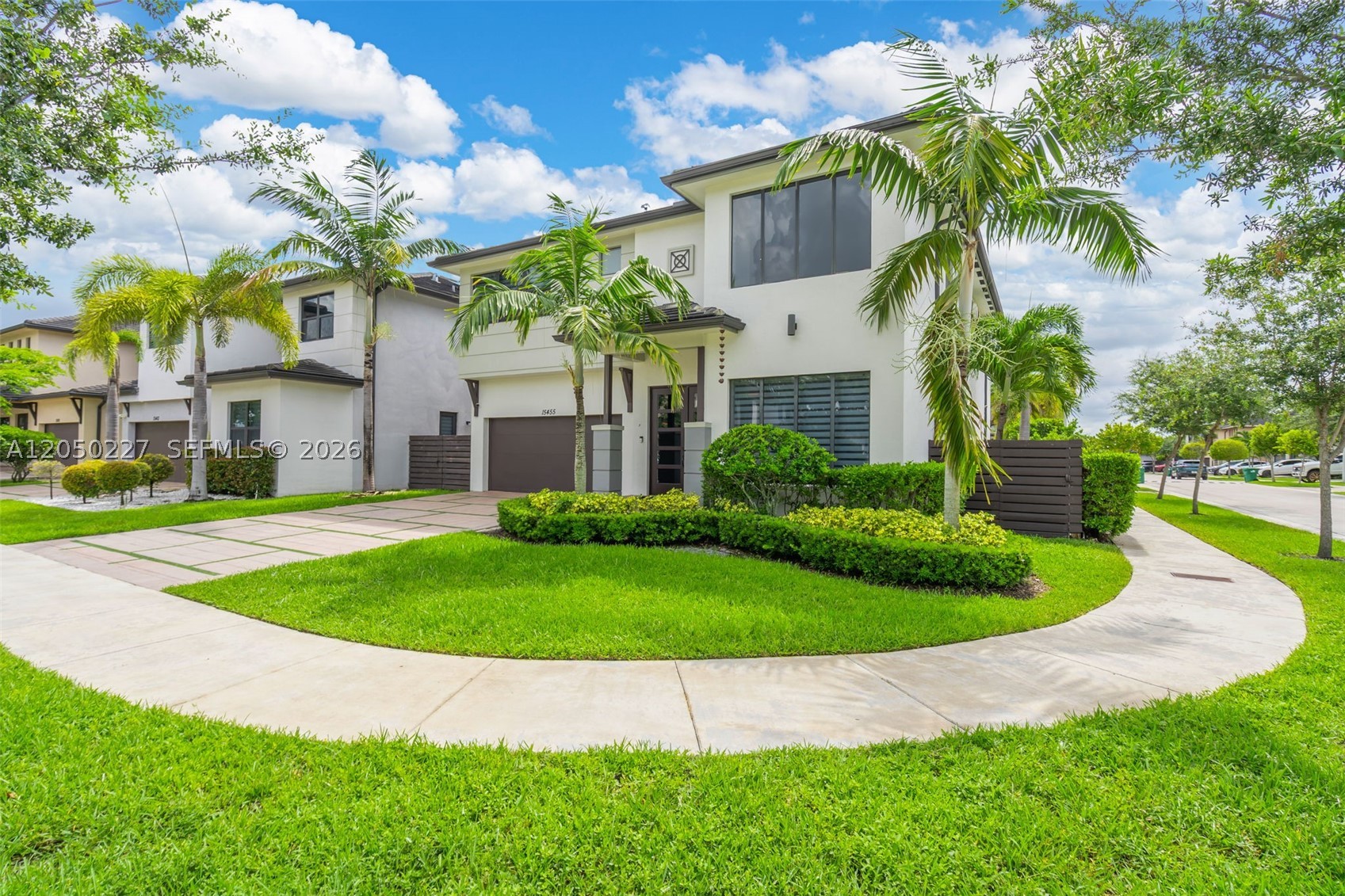 Miami Lakes photo 2