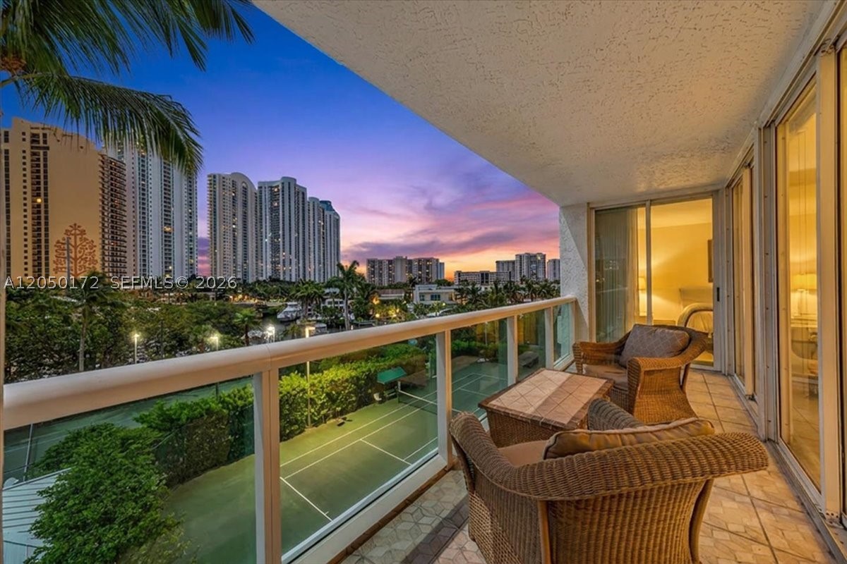 Sunny Isles Beach photo 1