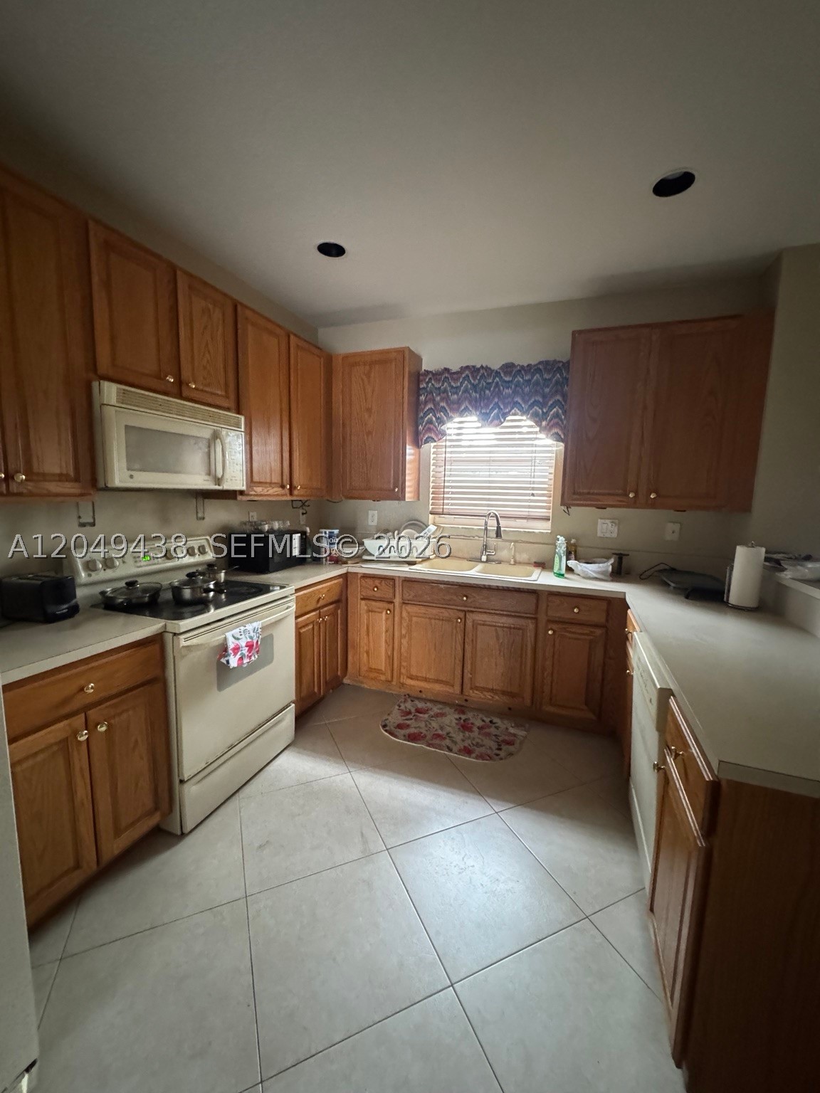 Pembroke Pines photo 2