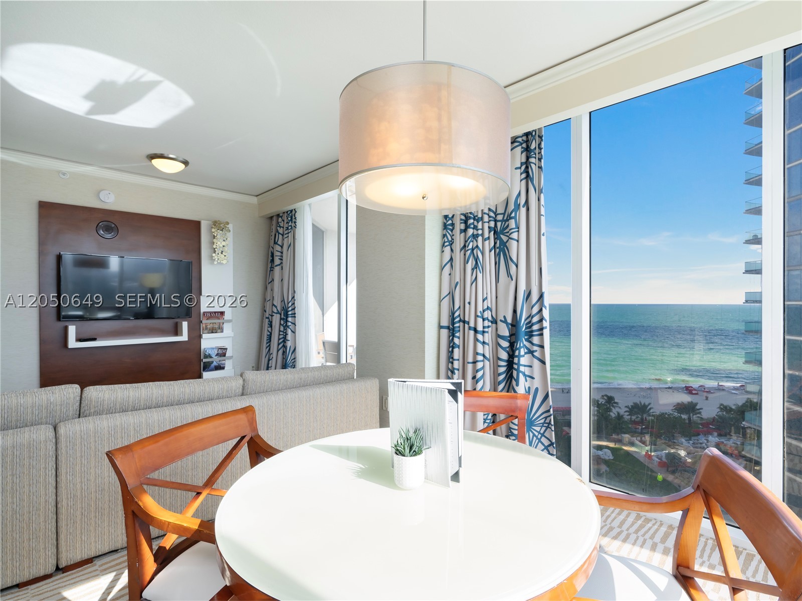 Sunny Isles Beach photo 1