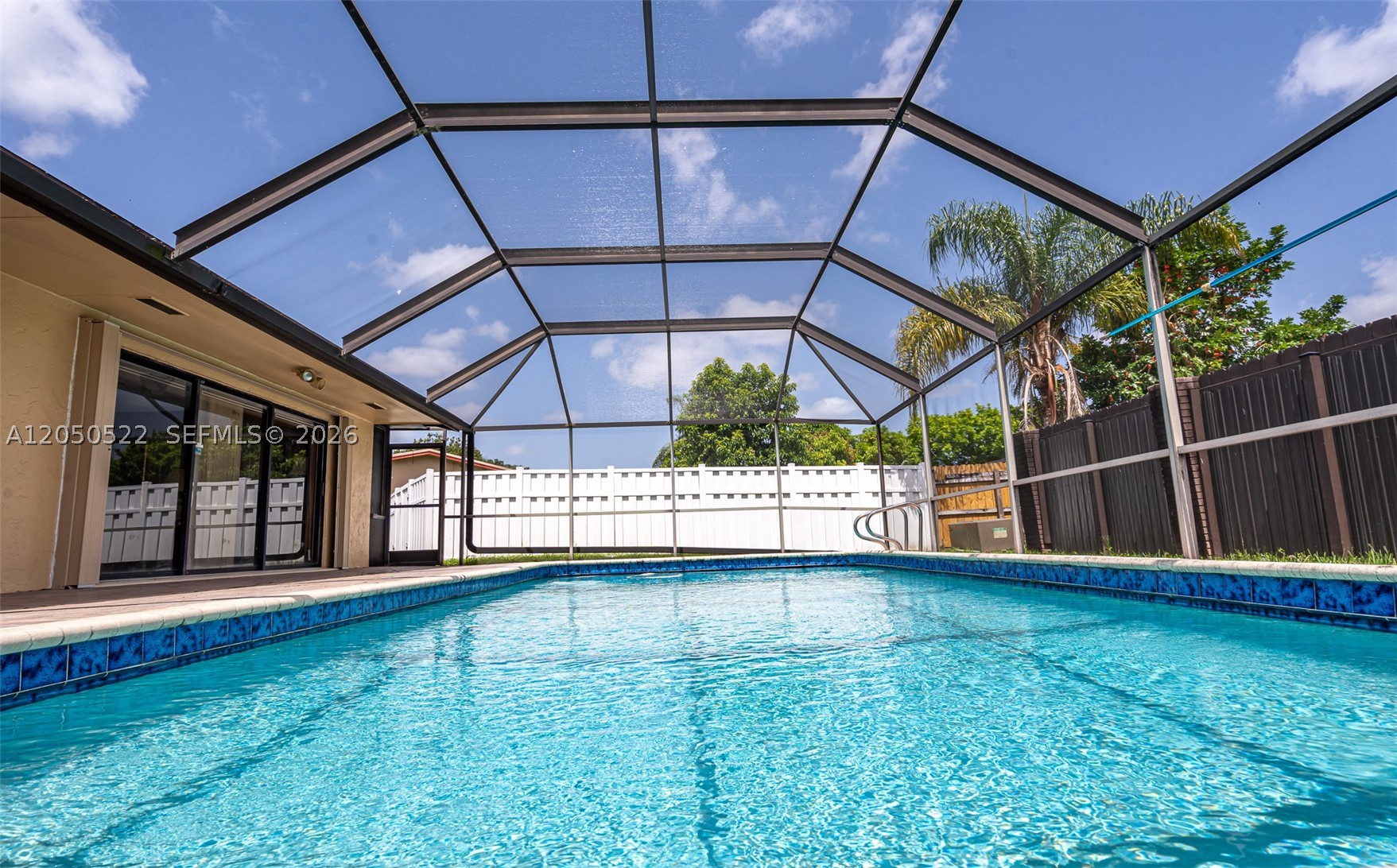 Pembroke Pines photo 2
