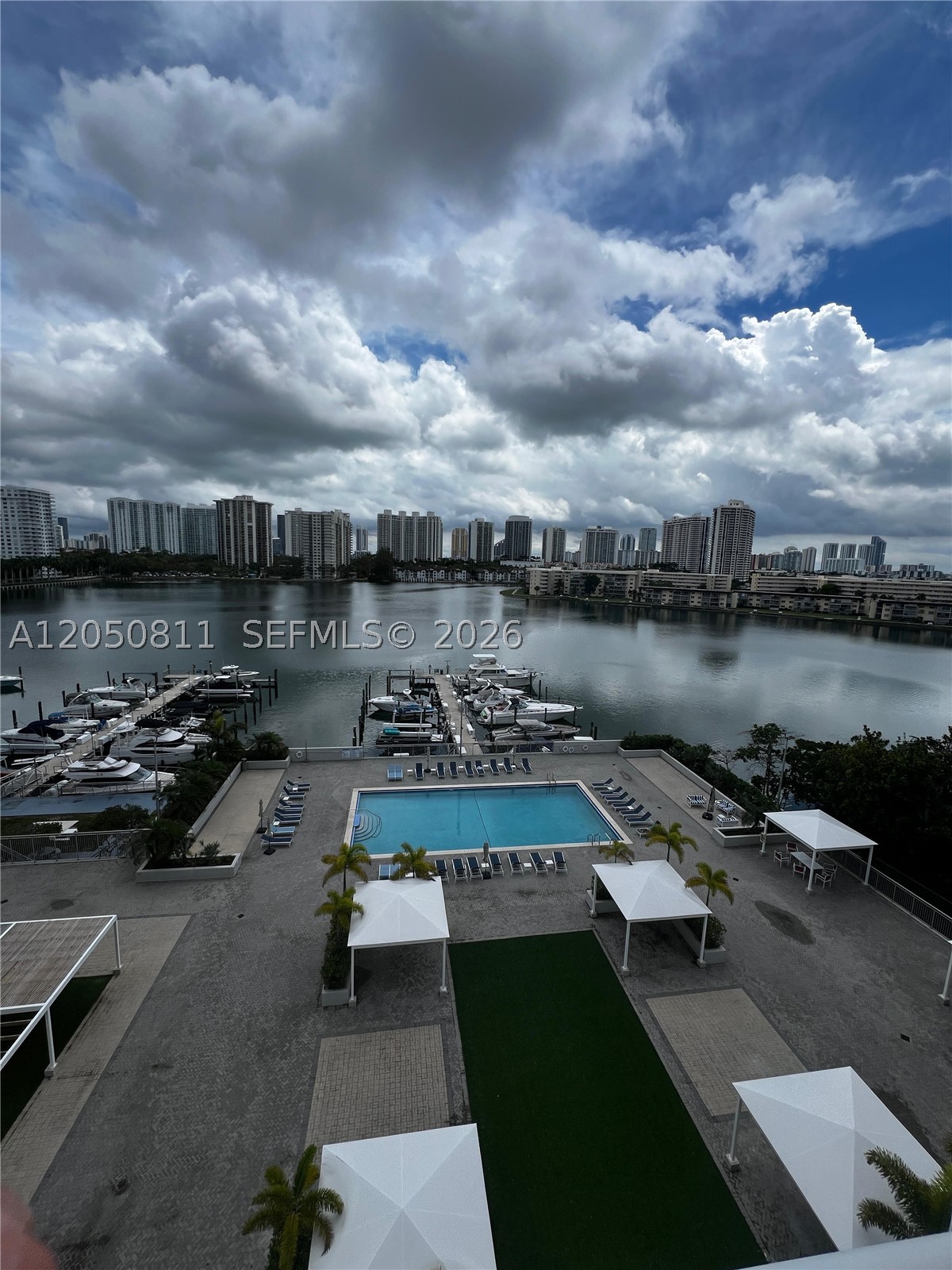 Aventura photo 4