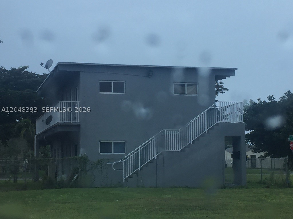 Homestead photo 1