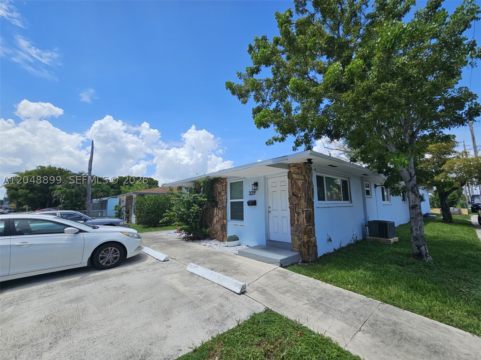 Hallandale Beach photo 5