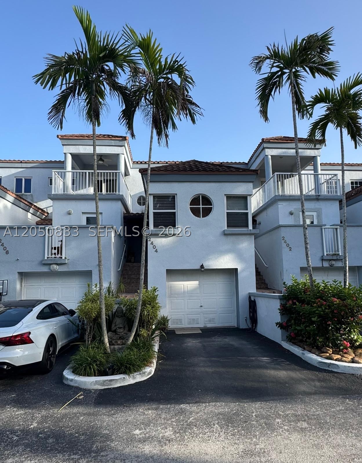 North Miami photo 1