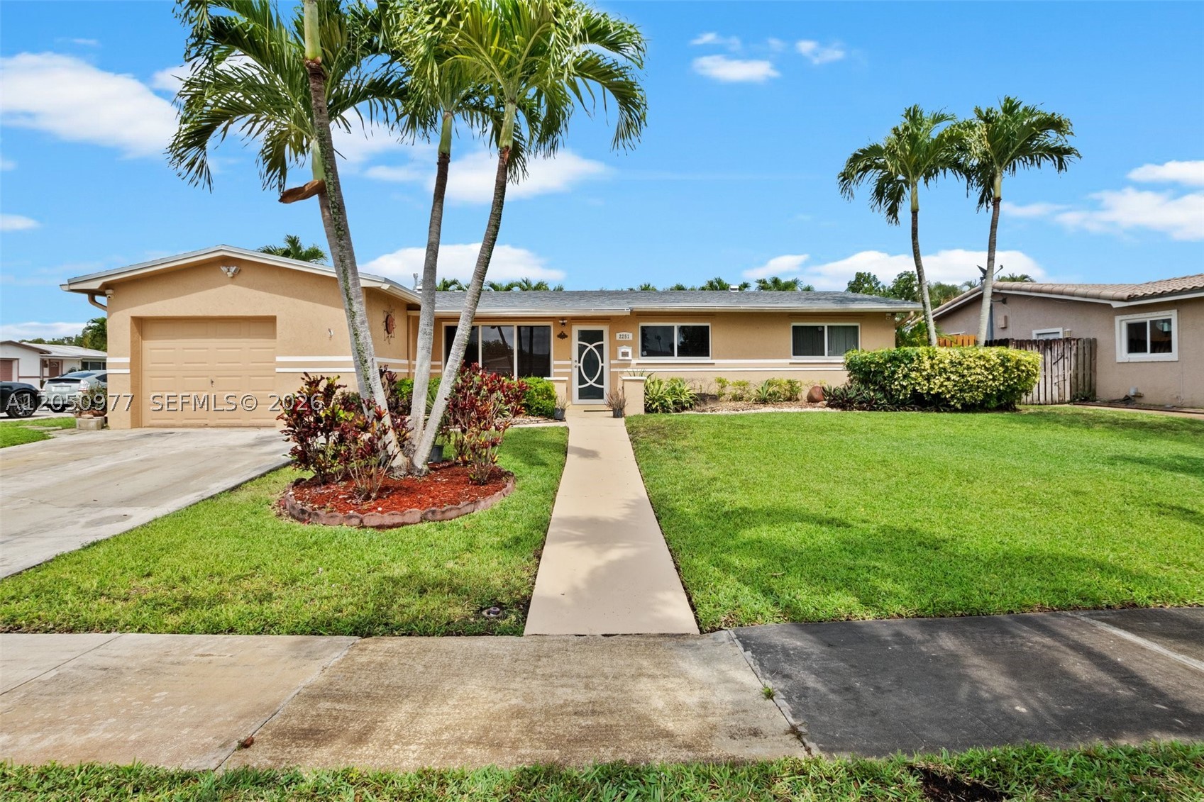 Pembroke Pines photo 1