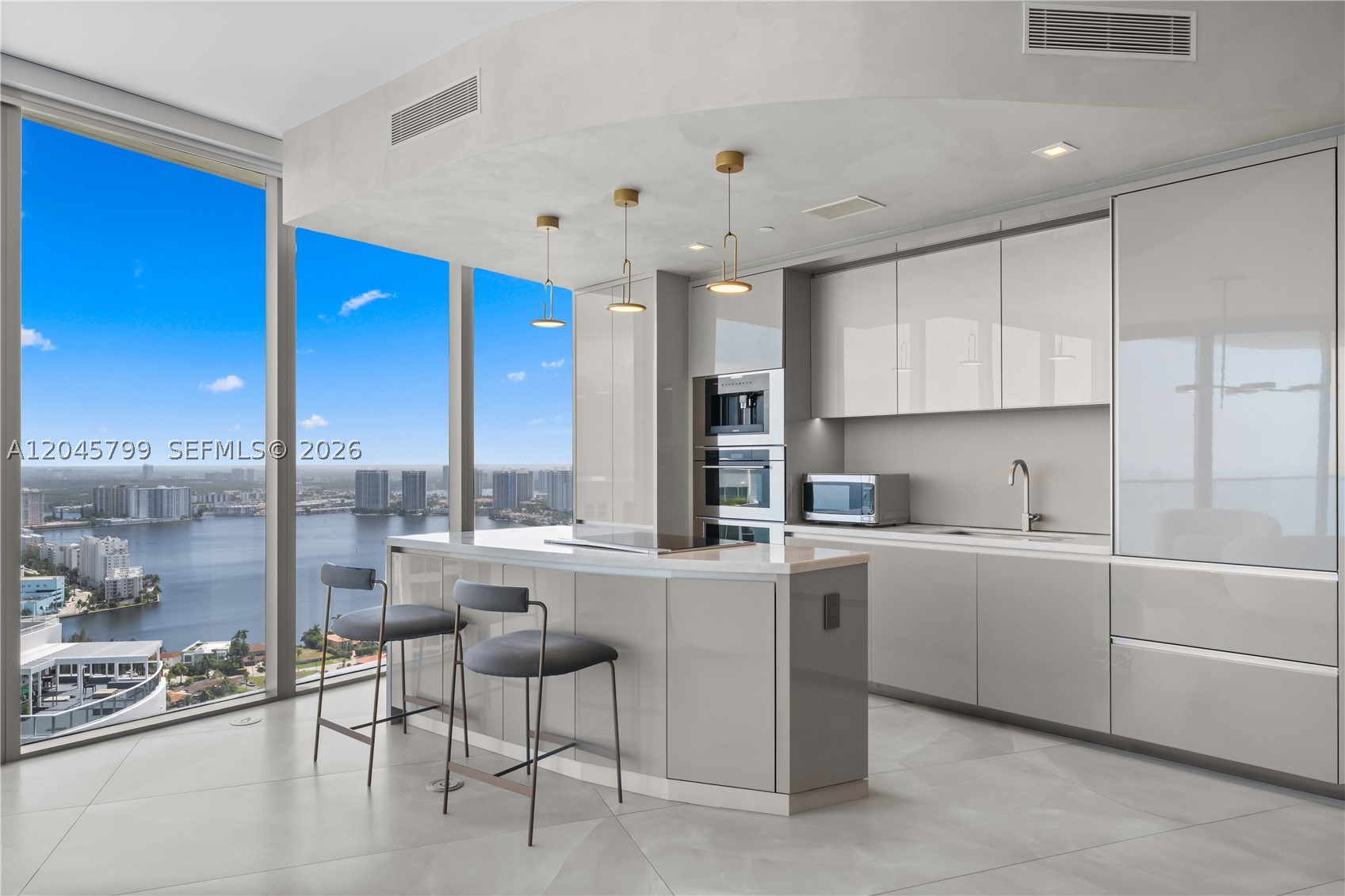Sunny Isles Beach photo 2