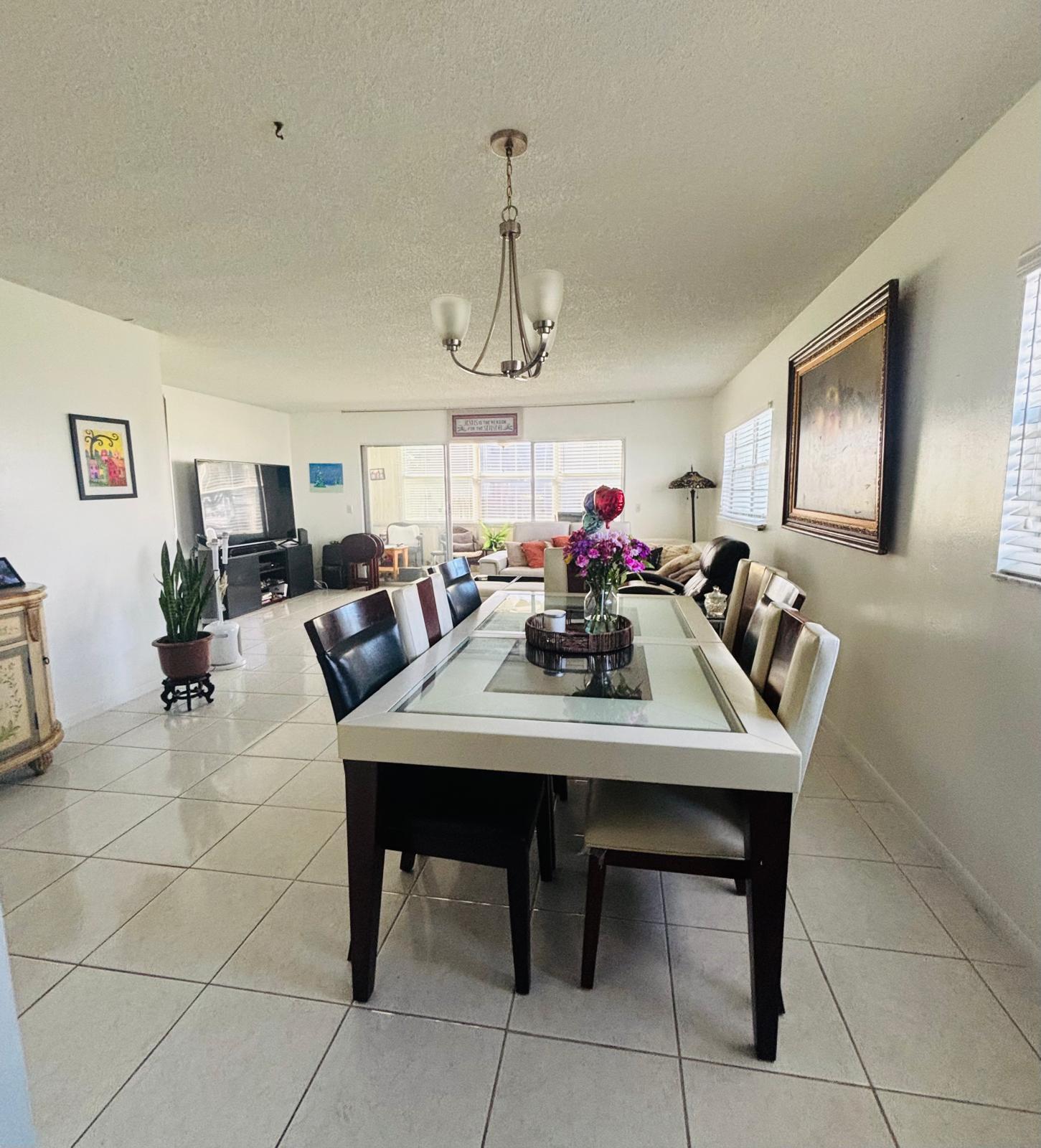 Pembroke Pines photo 3
