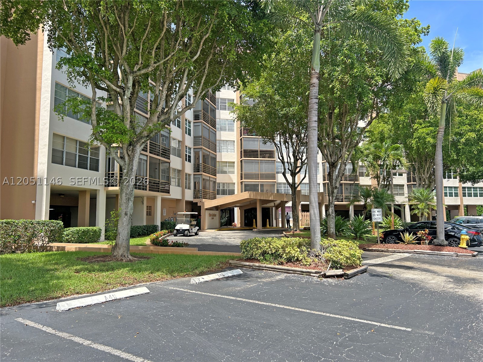 Pembroke Pines photo 4
