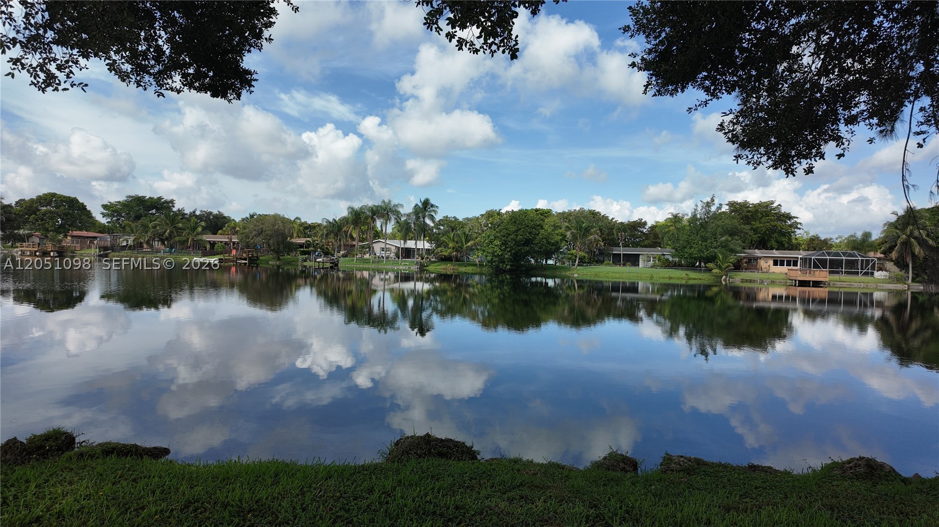 Pembroke Pines photo 2