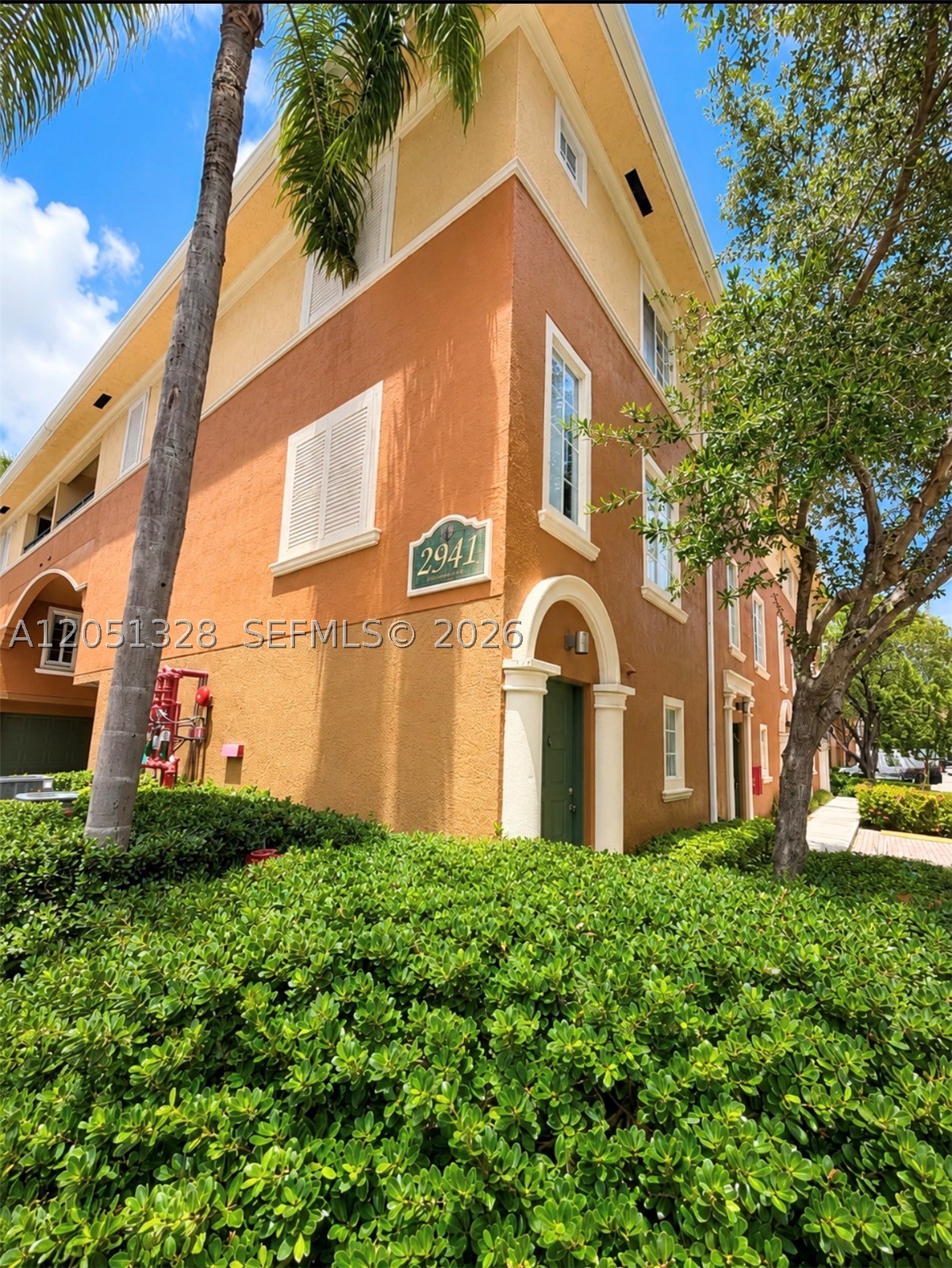 Aventura photo 2