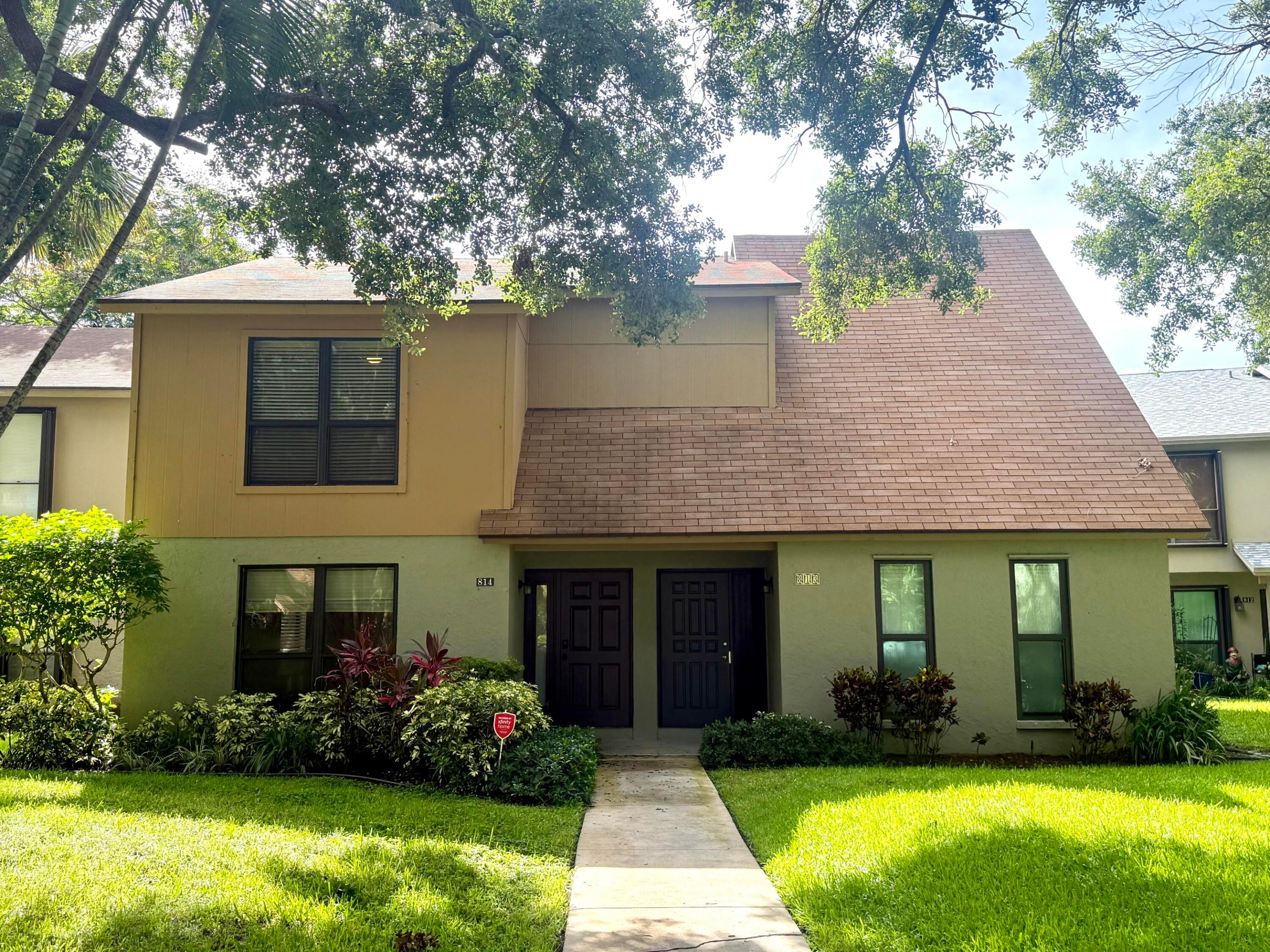 Palm Beach Gardens photo 1