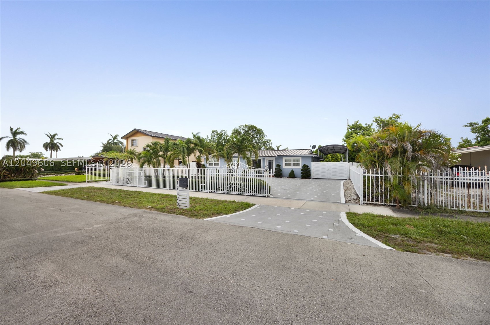 Miami Gardens photo 4