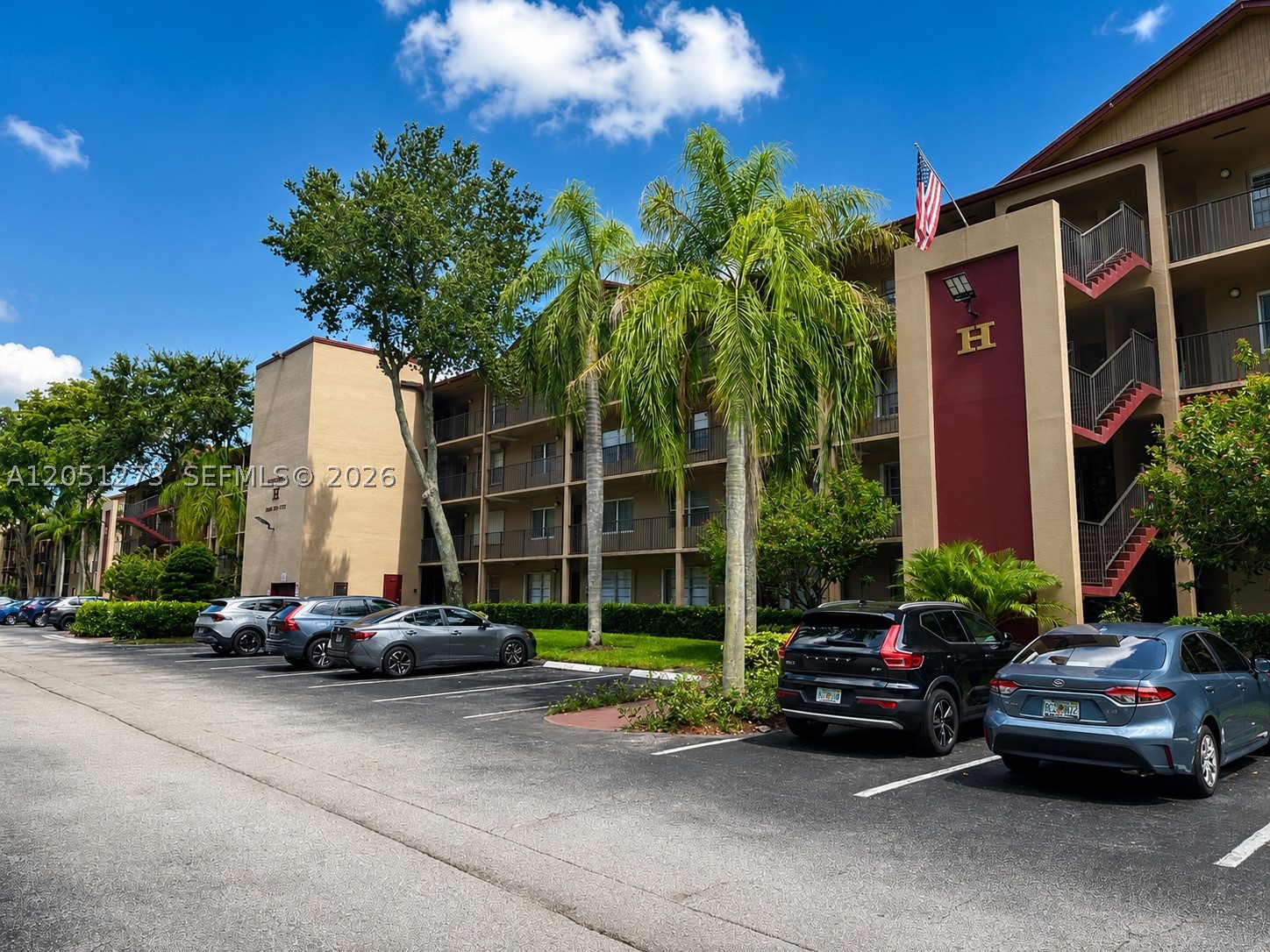 Pembroke Pines photo 2