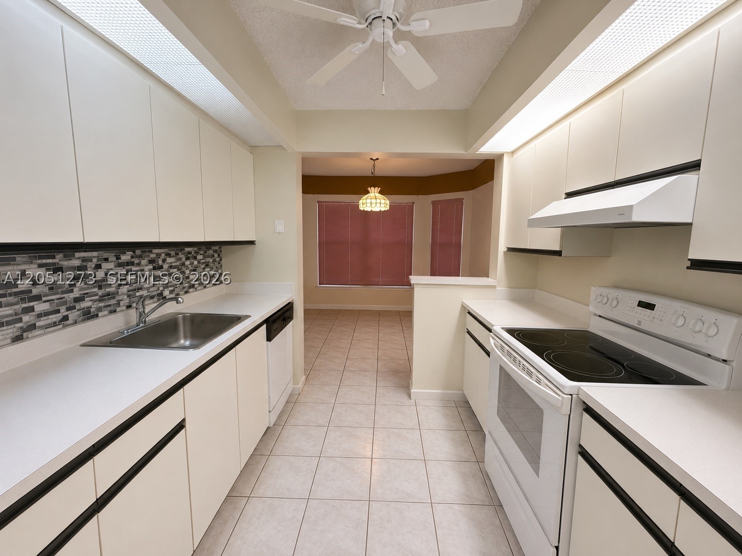 Pembroke Pines photo 3