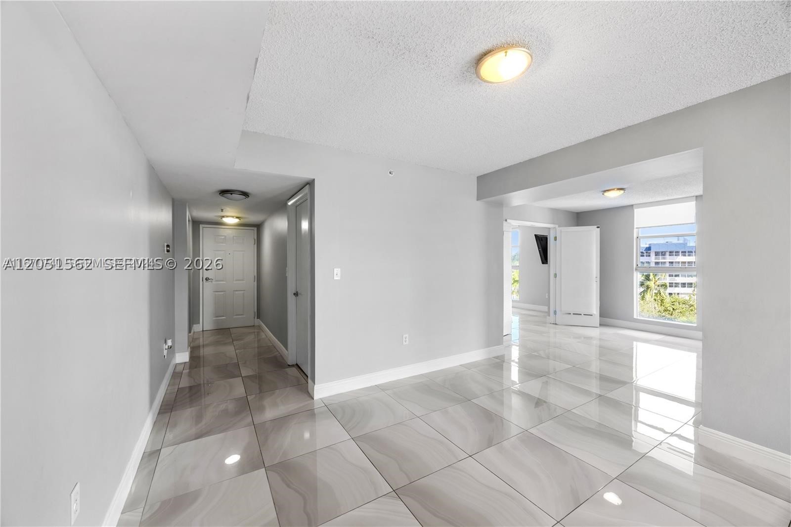 North Miami Beach photo 5
