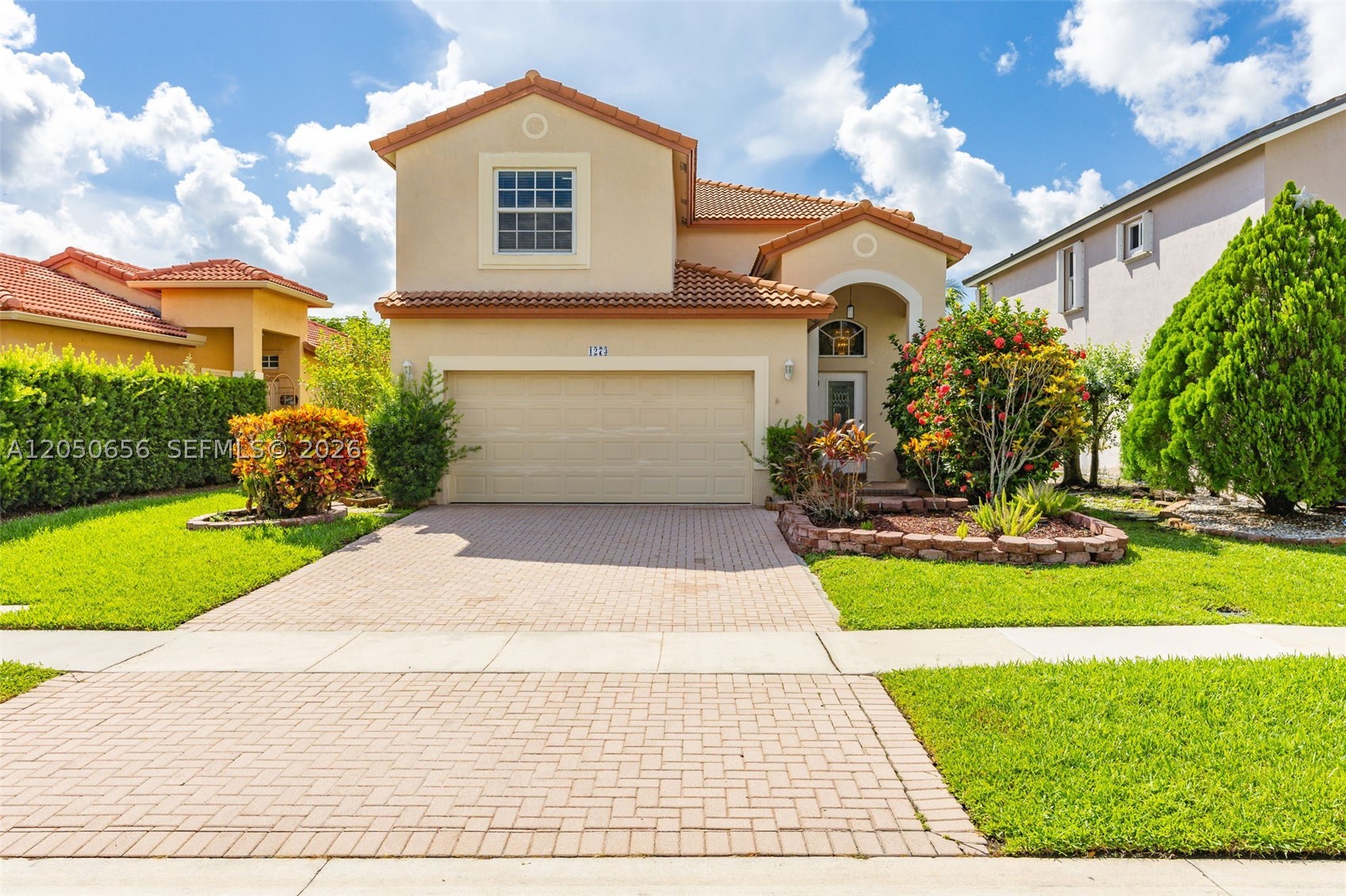 Pembroke Pines photo 3