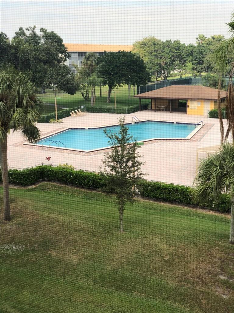 Pembroke Pines photo 3