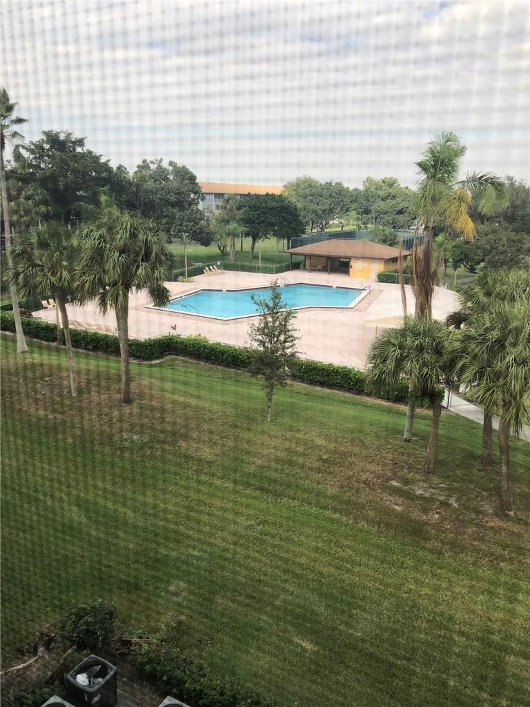 Pembroke Pines photo 5