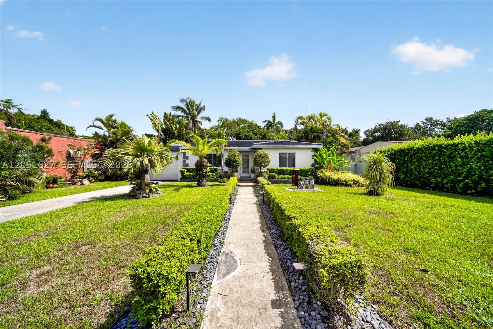 North Miami photo 1