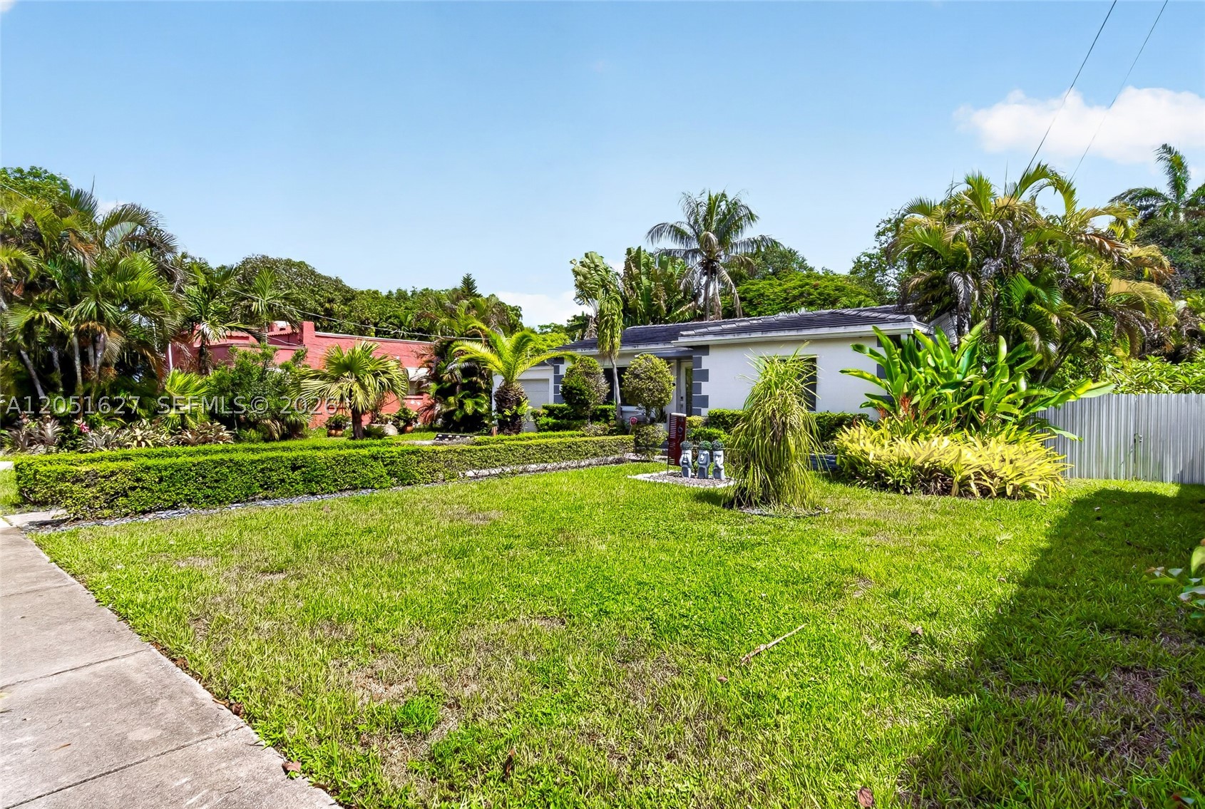 North Miami photo 3