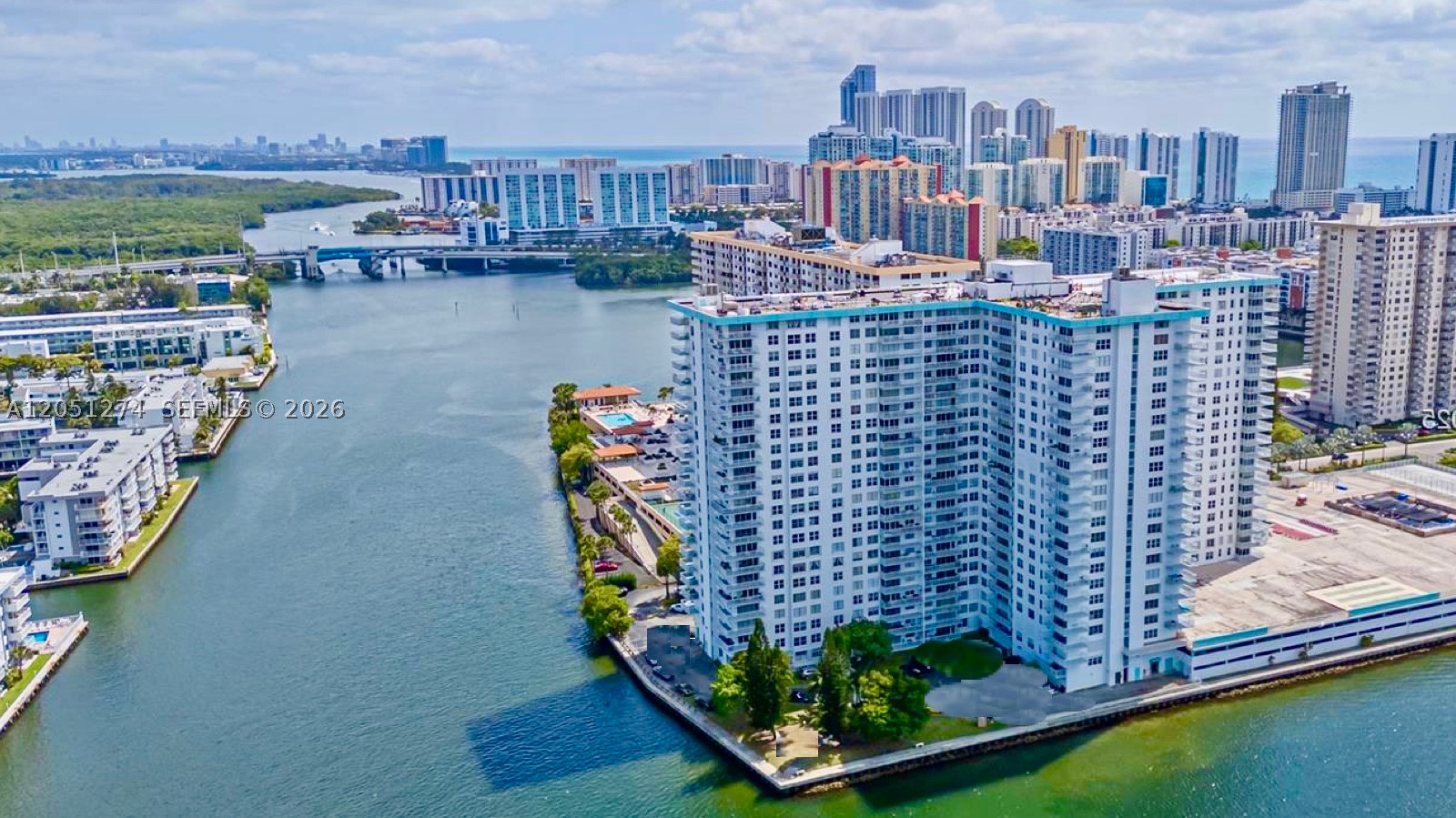 Sunny Isles Beach photo 2