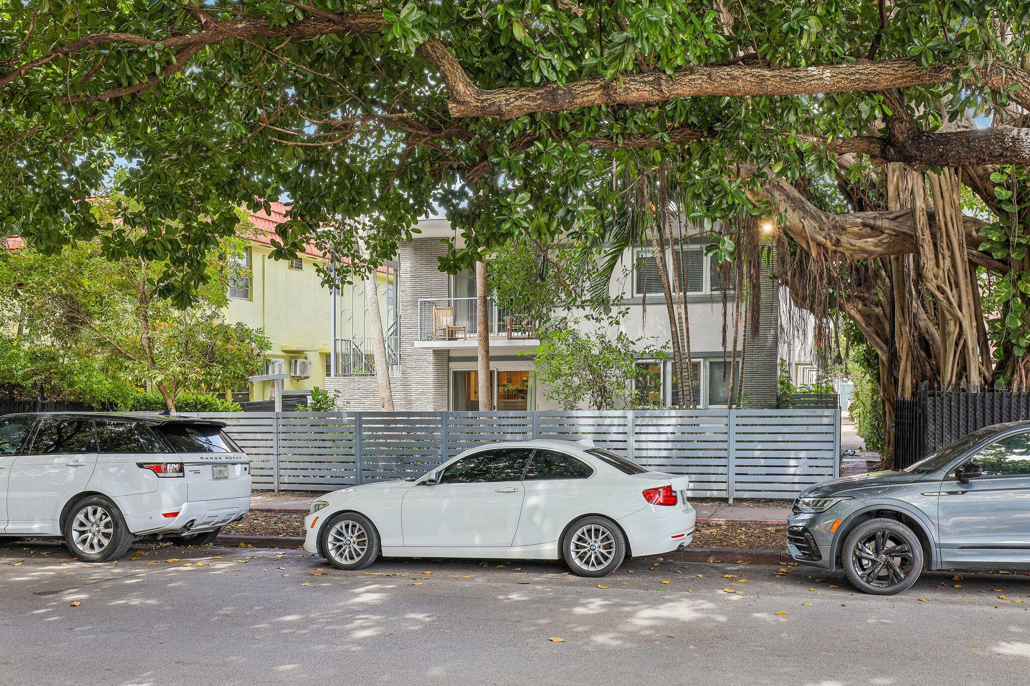Miami Beach photo 2
