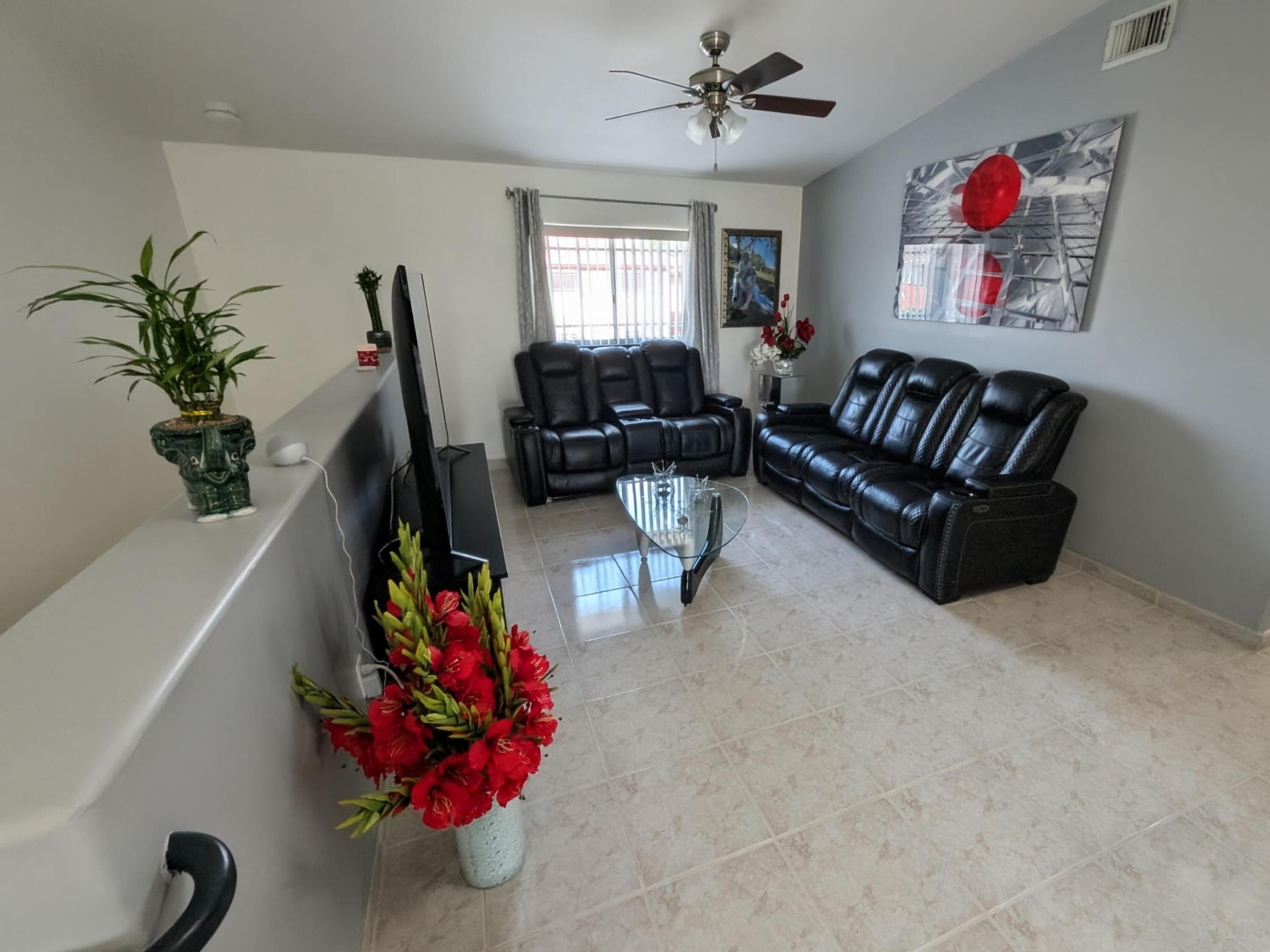Hialeah photo 3