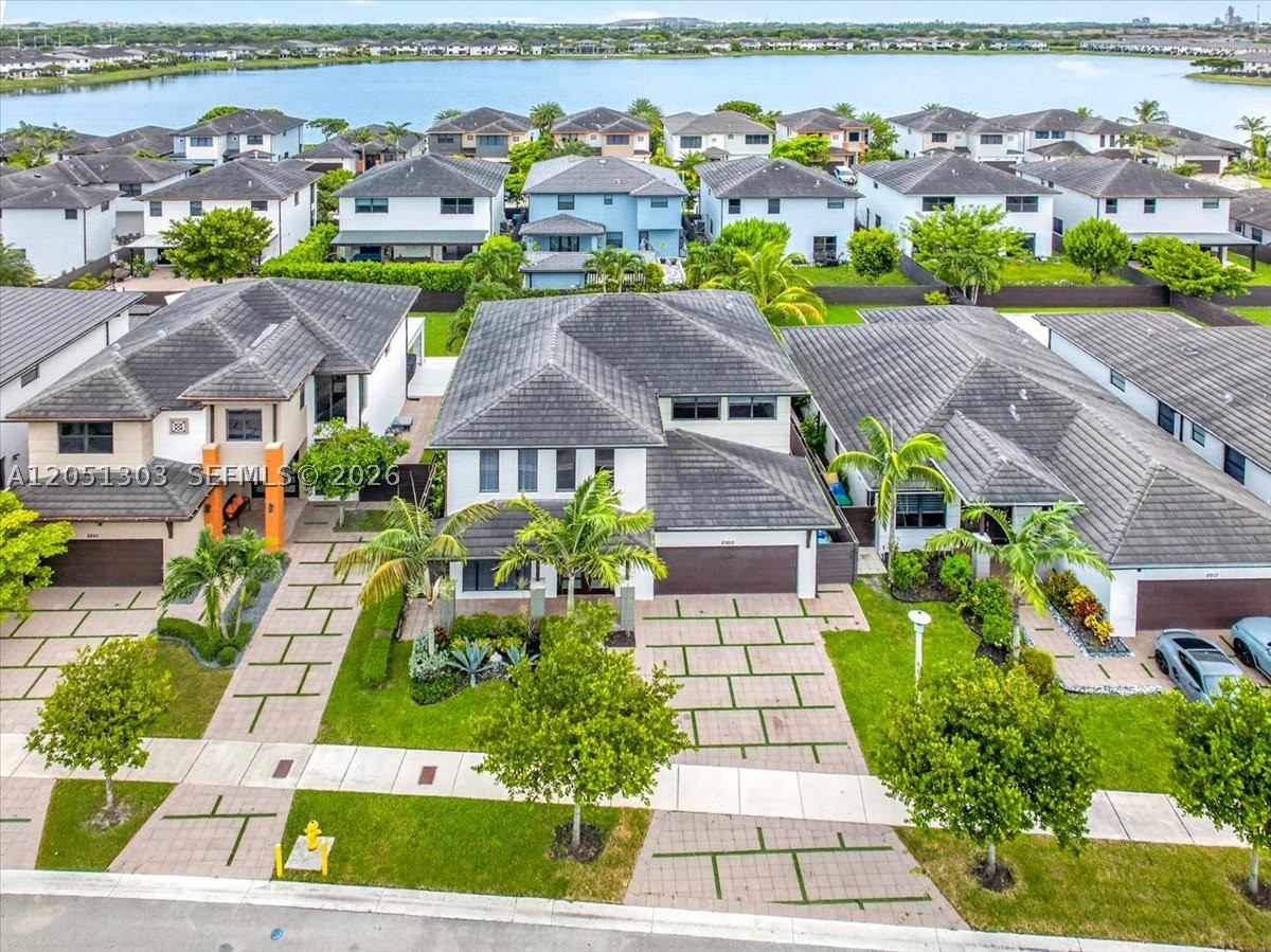 Miami Lakes photo 4