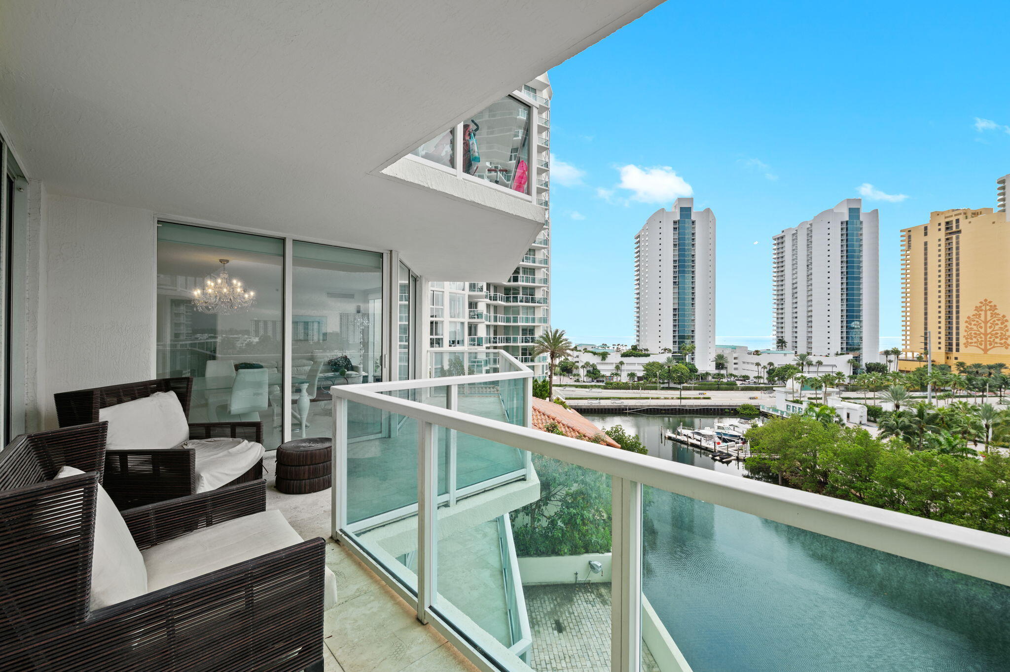 Sunny Isles Beach photo 2