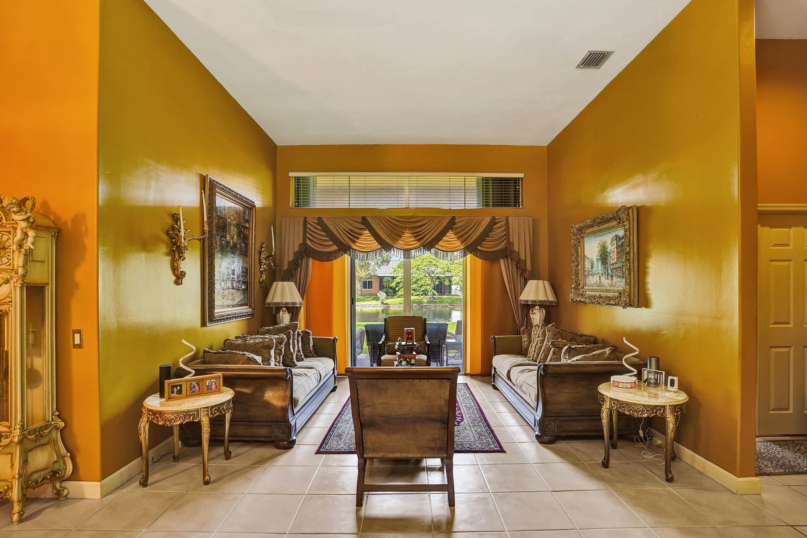 Pembroke Pines photo 3
