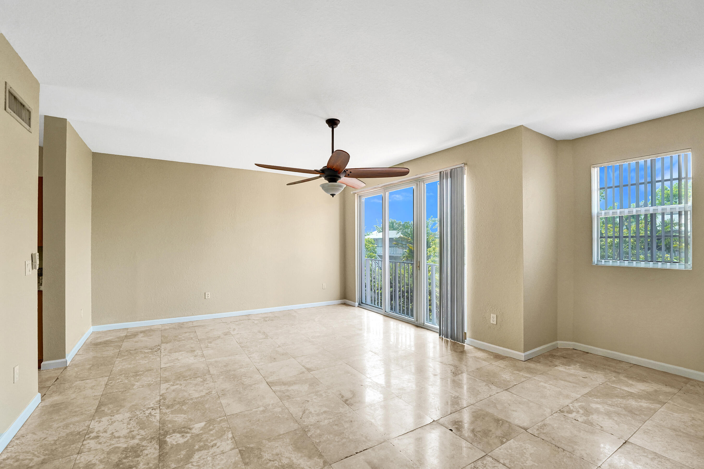 Wilton Manors photo 4