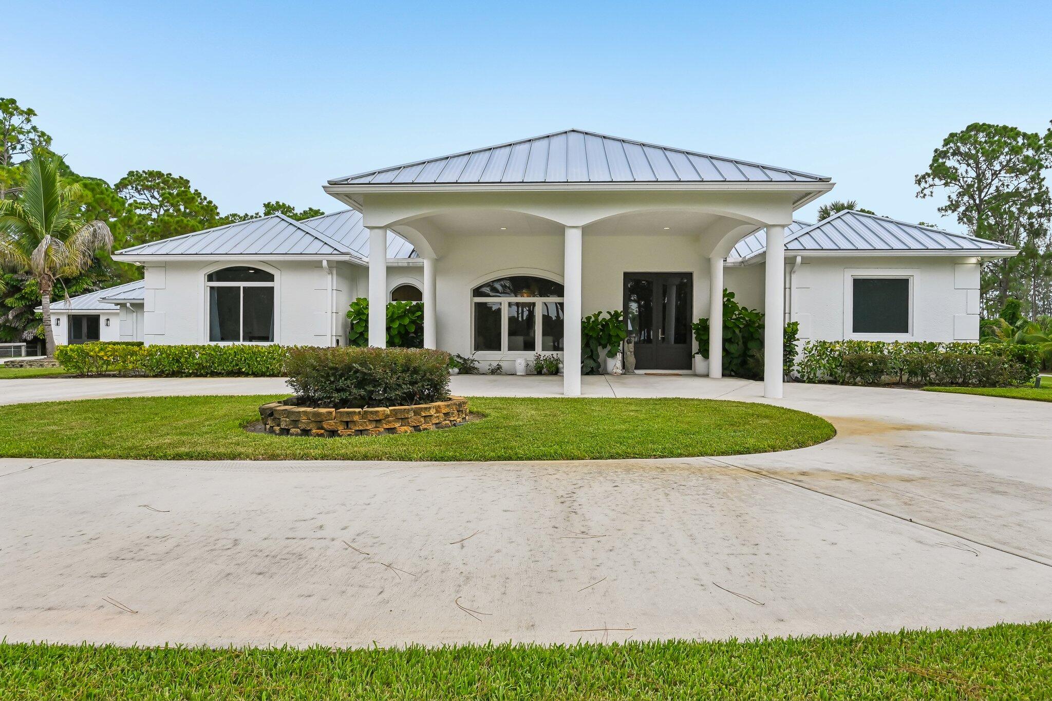 Palm Beach Gardens photo 3