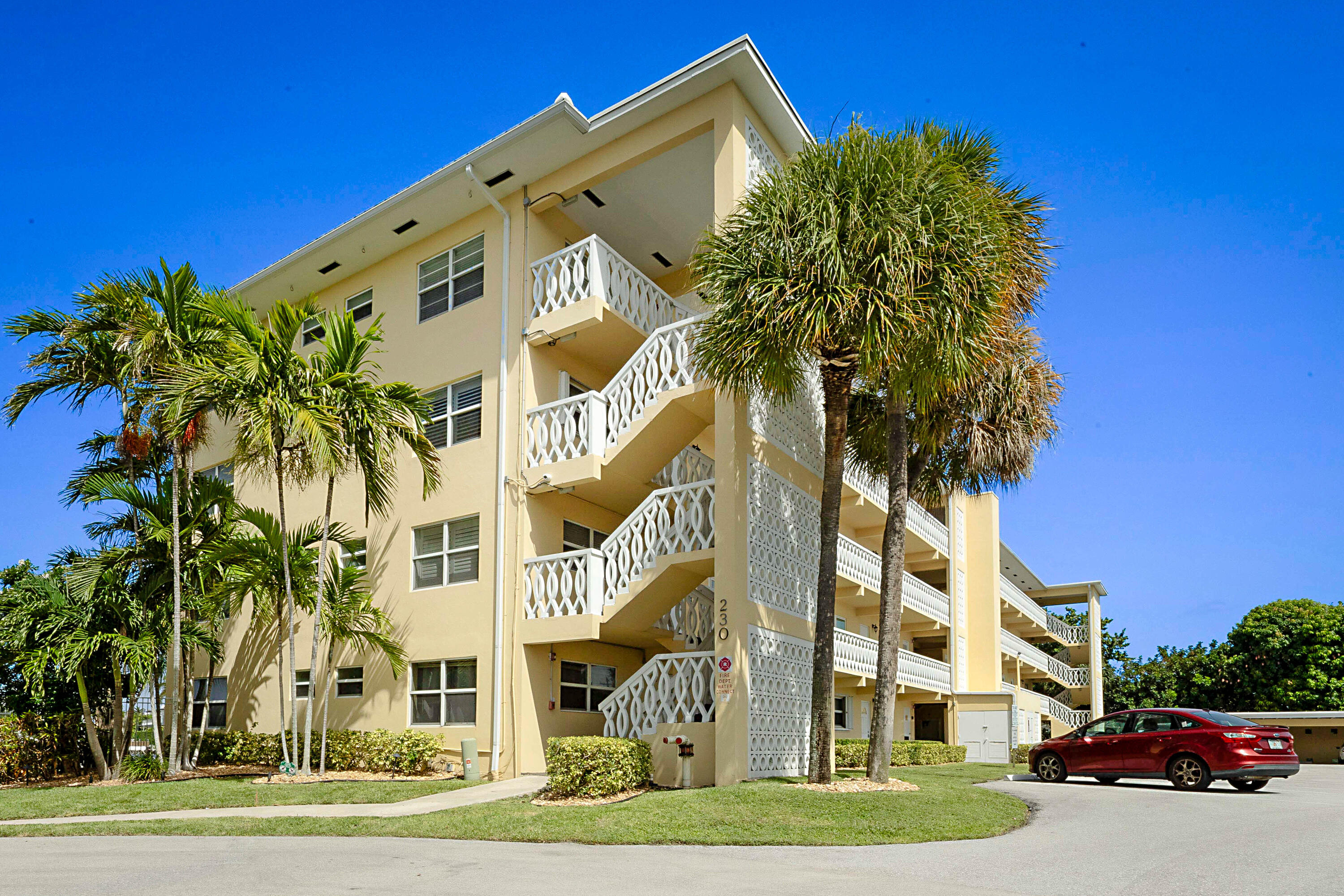 Deerfield Beach photo 1