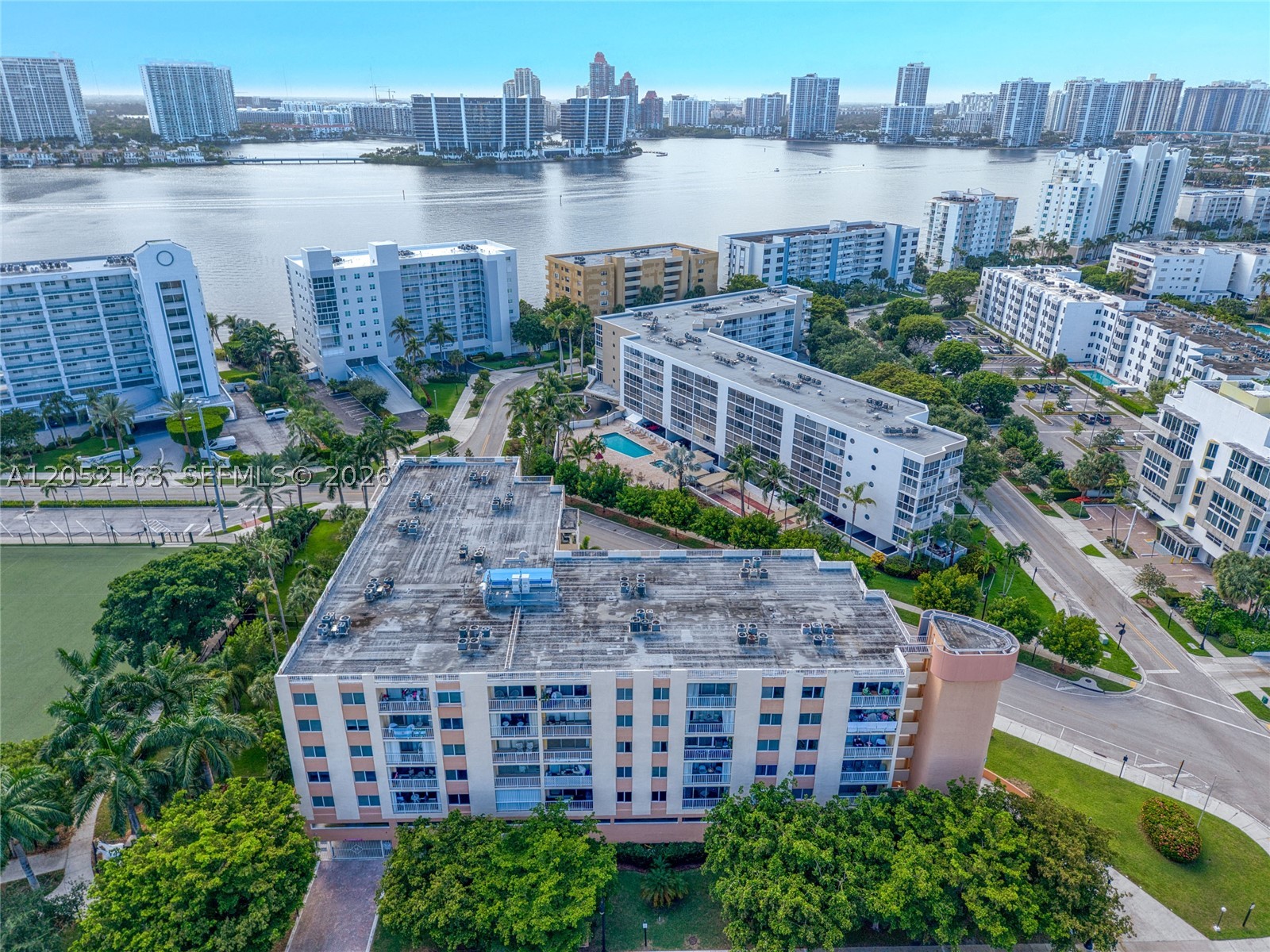 Sunny Isles Beach photo 2