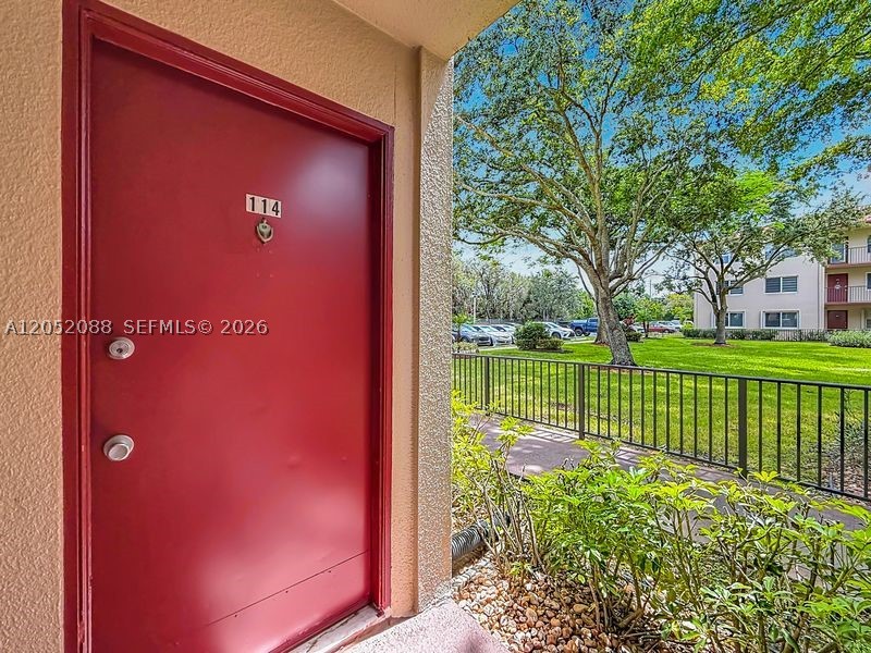 Pembroke Pines photo 1