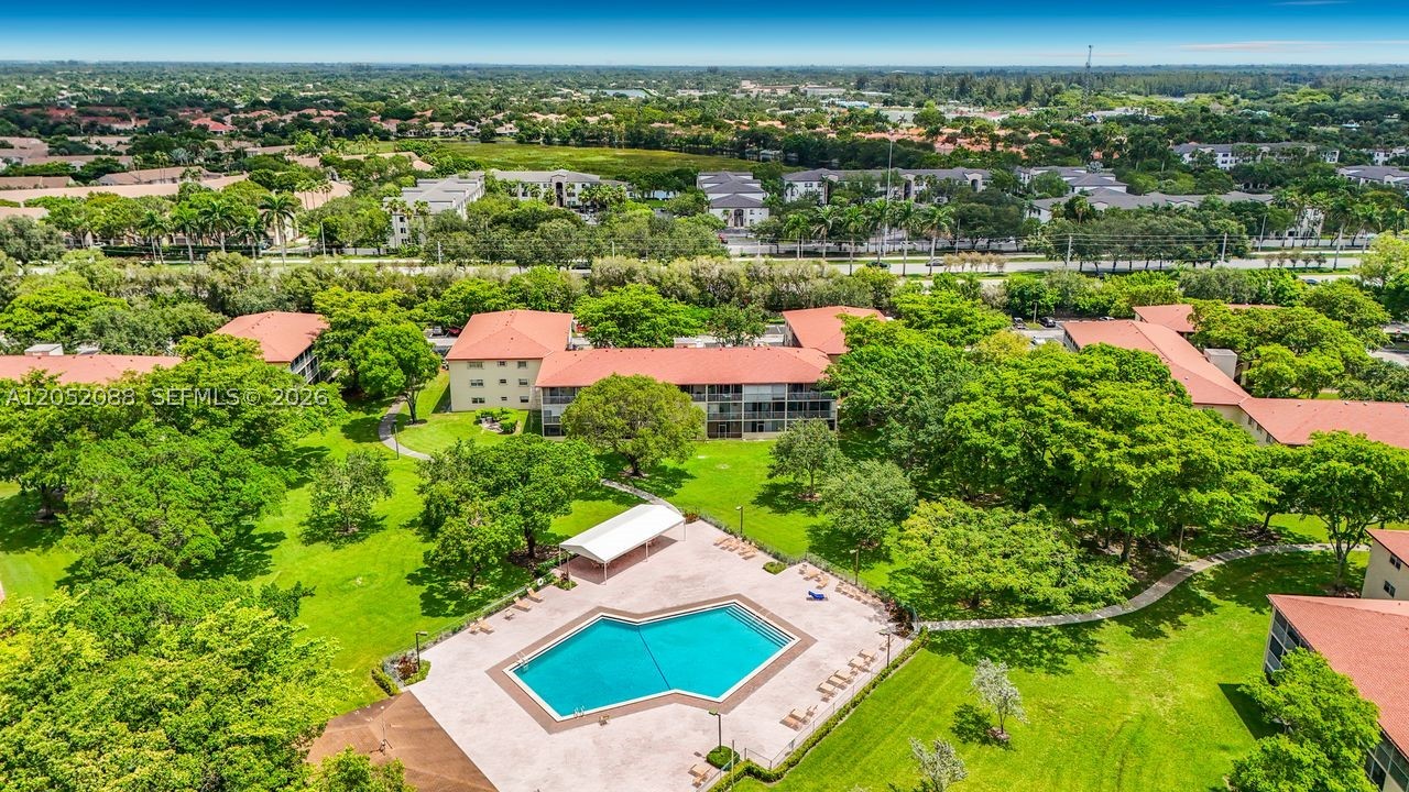Pembroke Pines photo 3