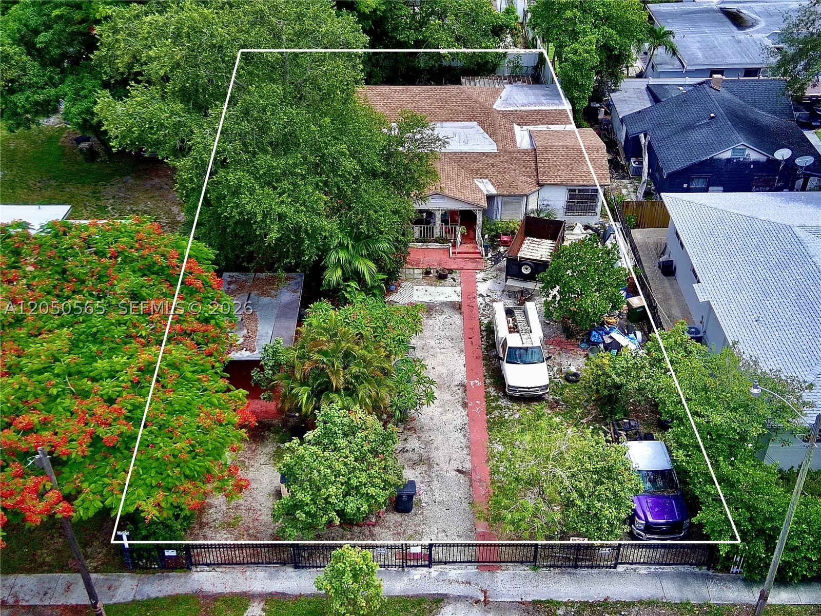 North Miami photo 4