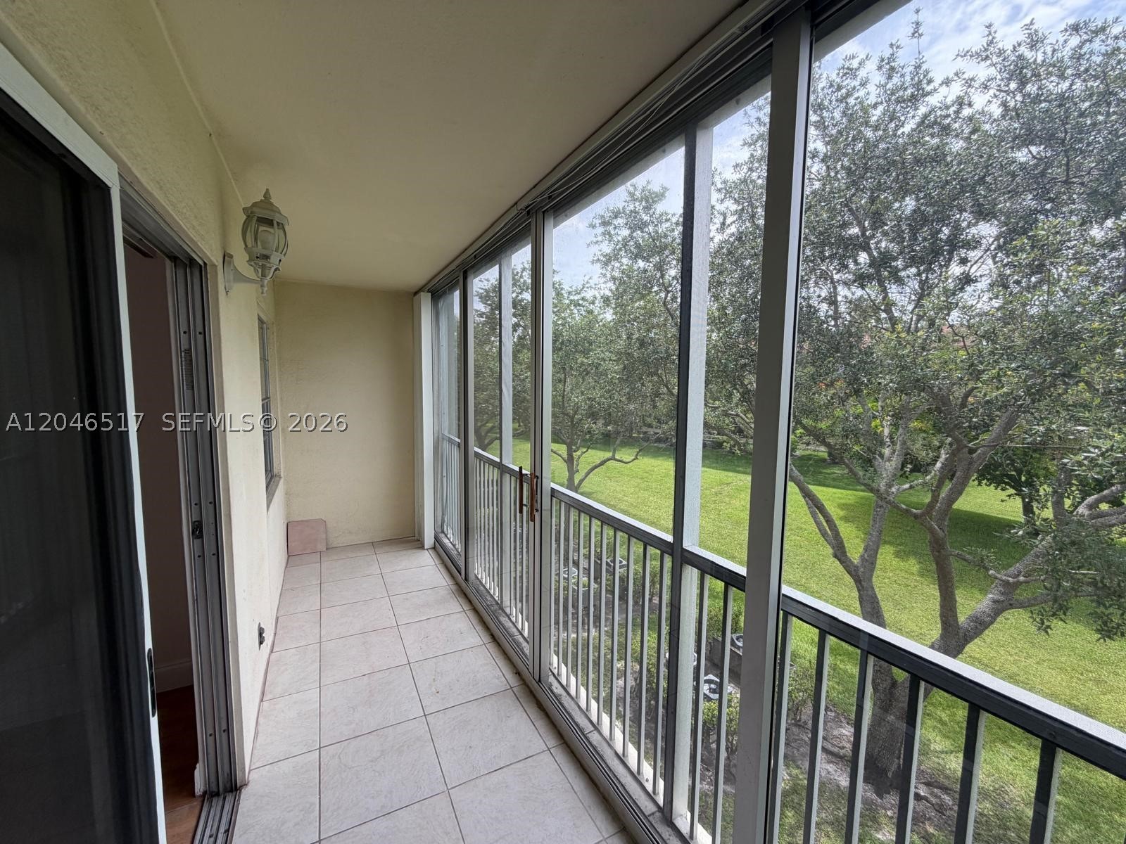Pembroke Pines photo 1