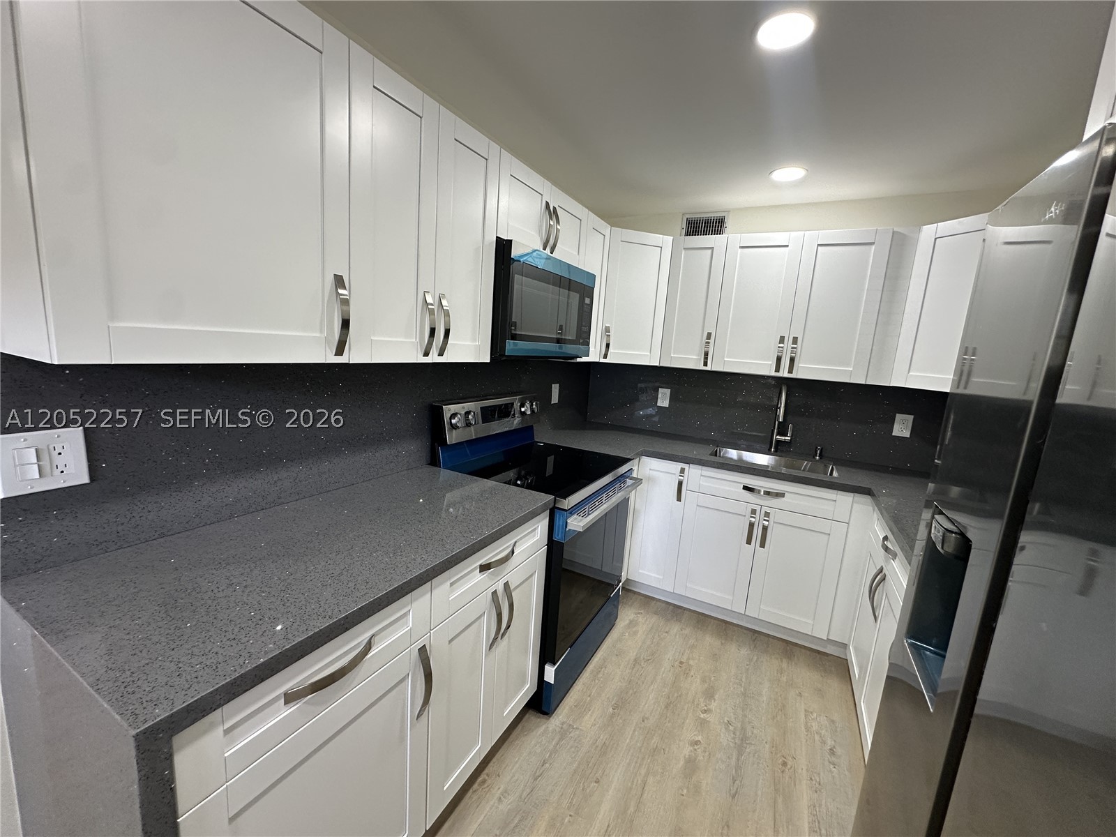 Pembroke Pines photo 1