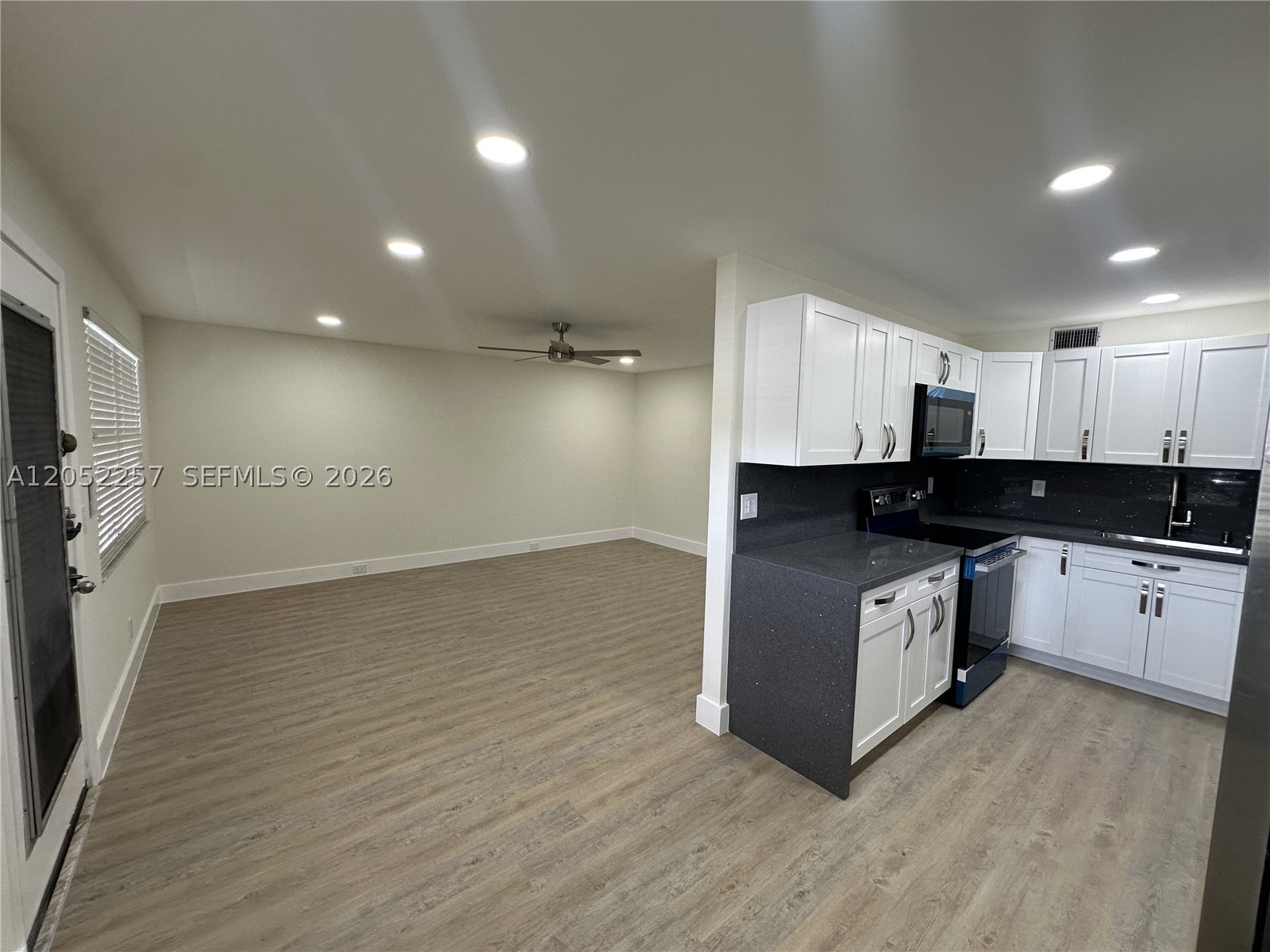Pembroke Pines photo 3