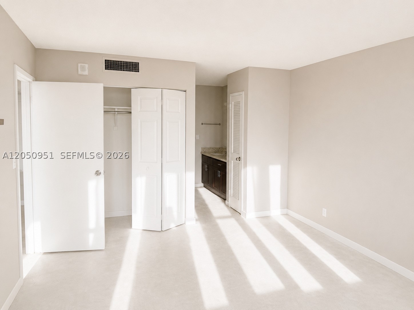 Hallandale Beach photo 4