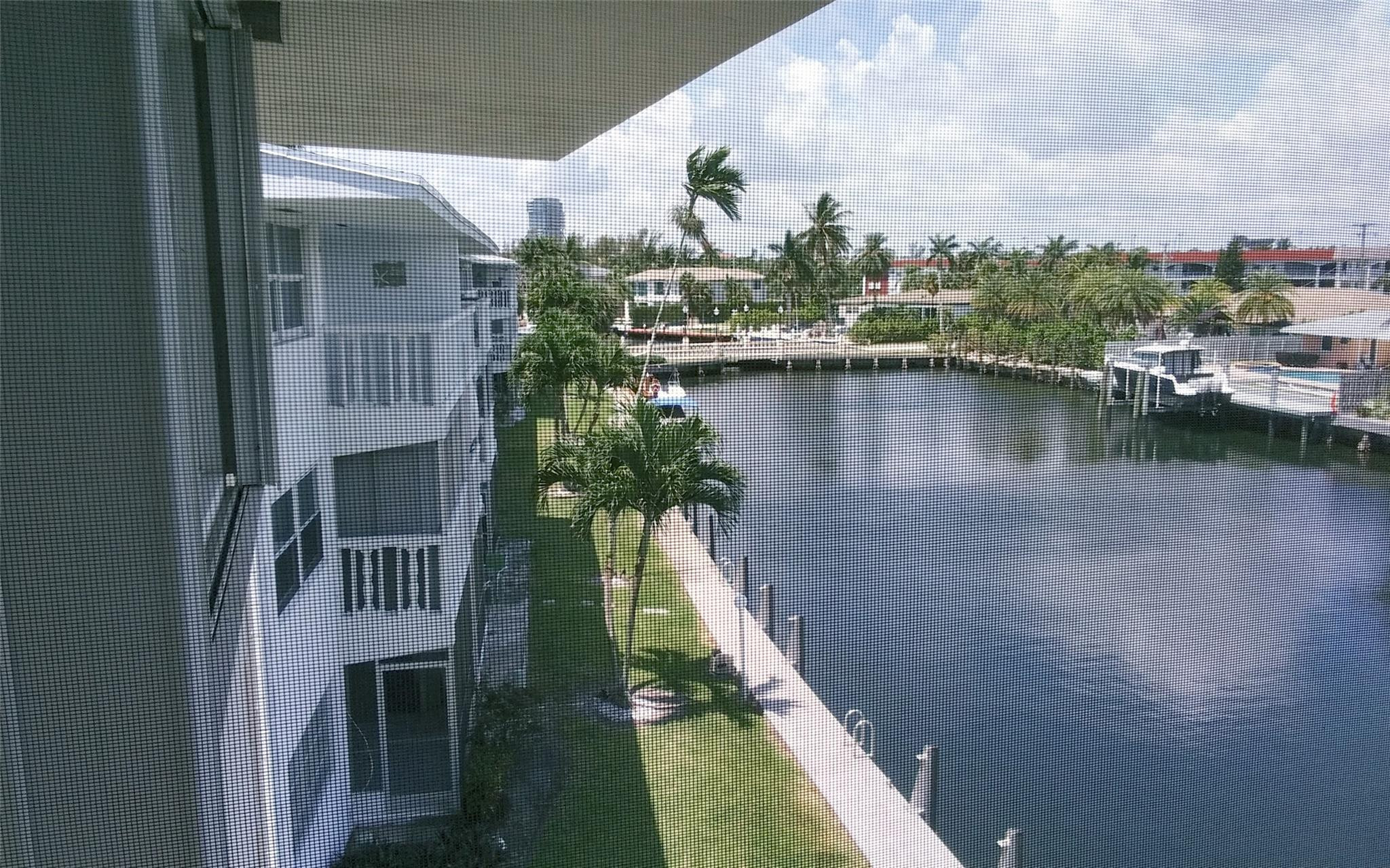 Hallandale Beach photo 1