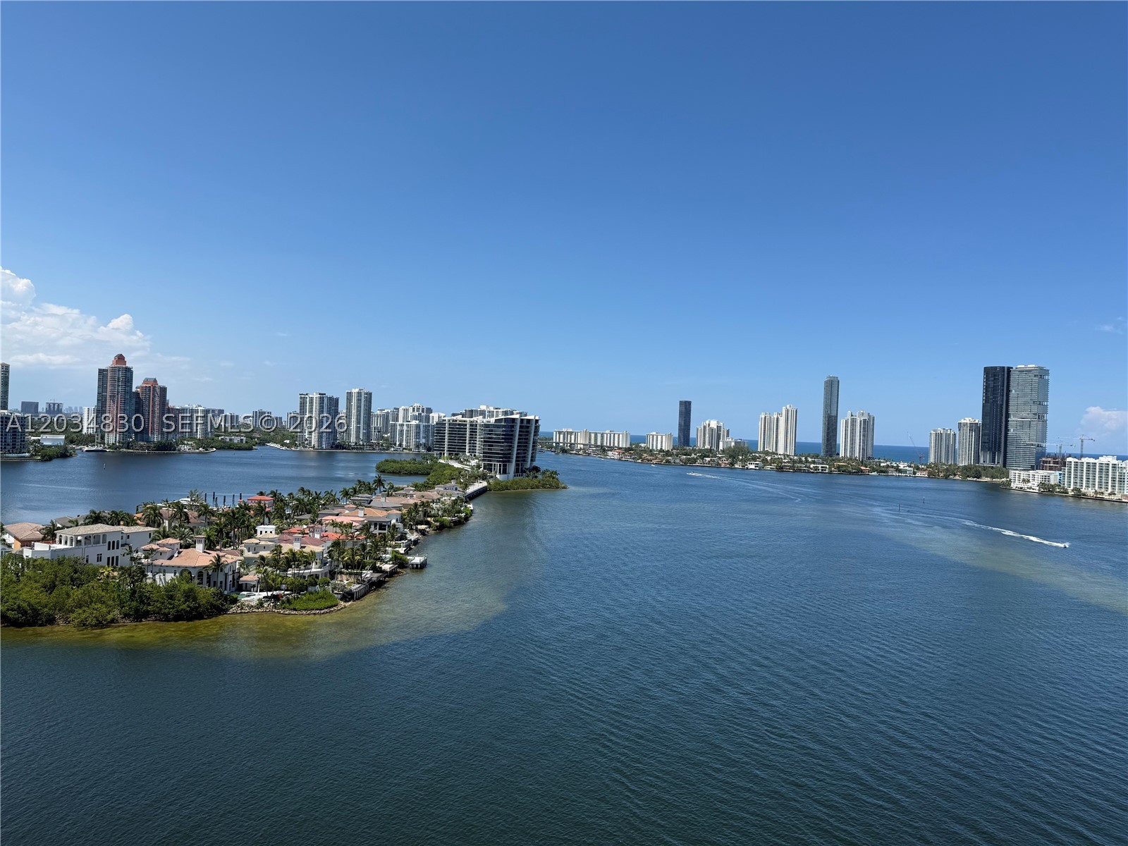 Aventura photo 3