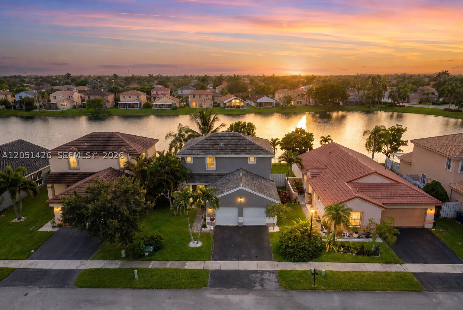 Pembroke Pines photo 1