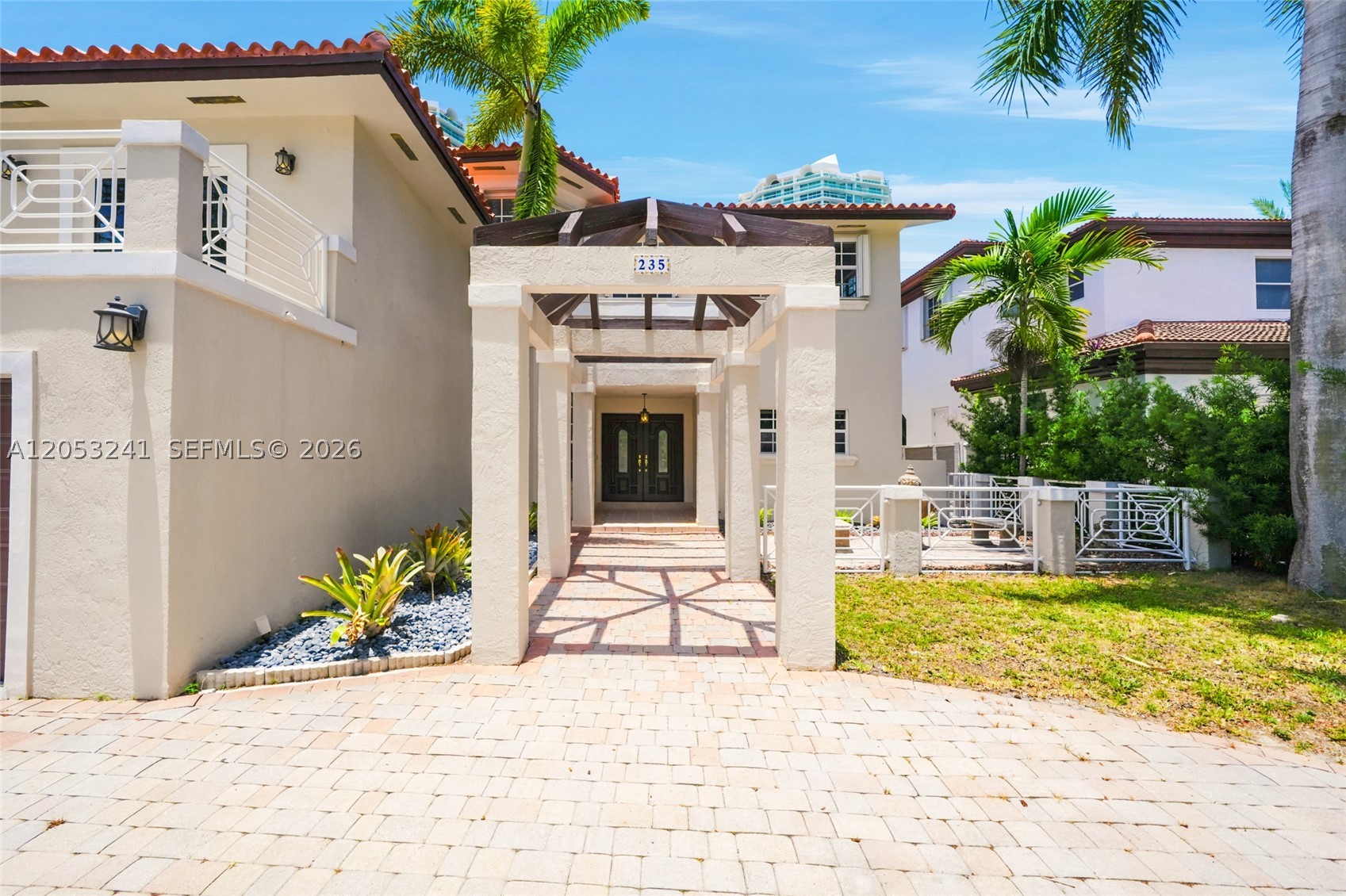 Sunny Isles Beach photo 3