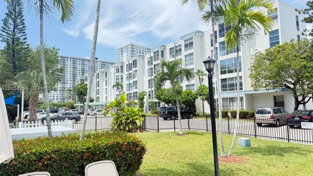 Sunny Isles Beach photo 2