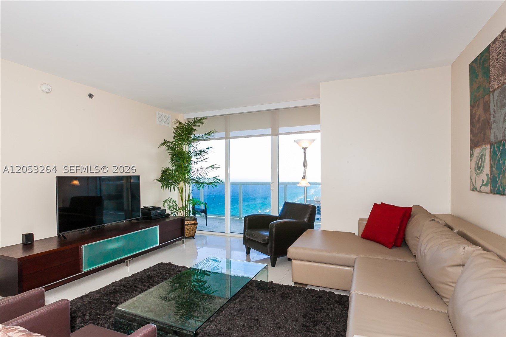 Hallandale Beach photo 4