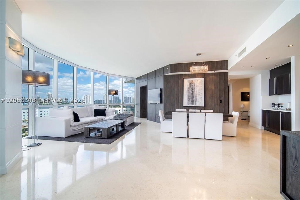 Sunny Isles Beach photo 3