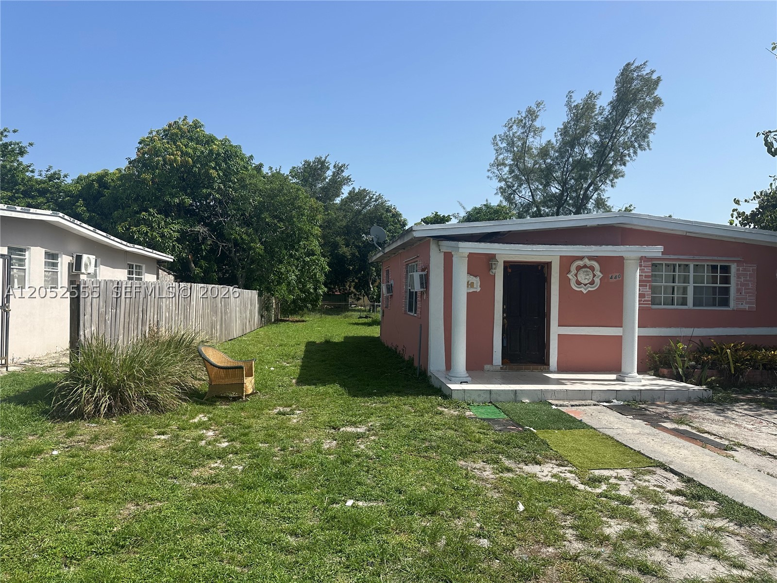 North Miami photo 3